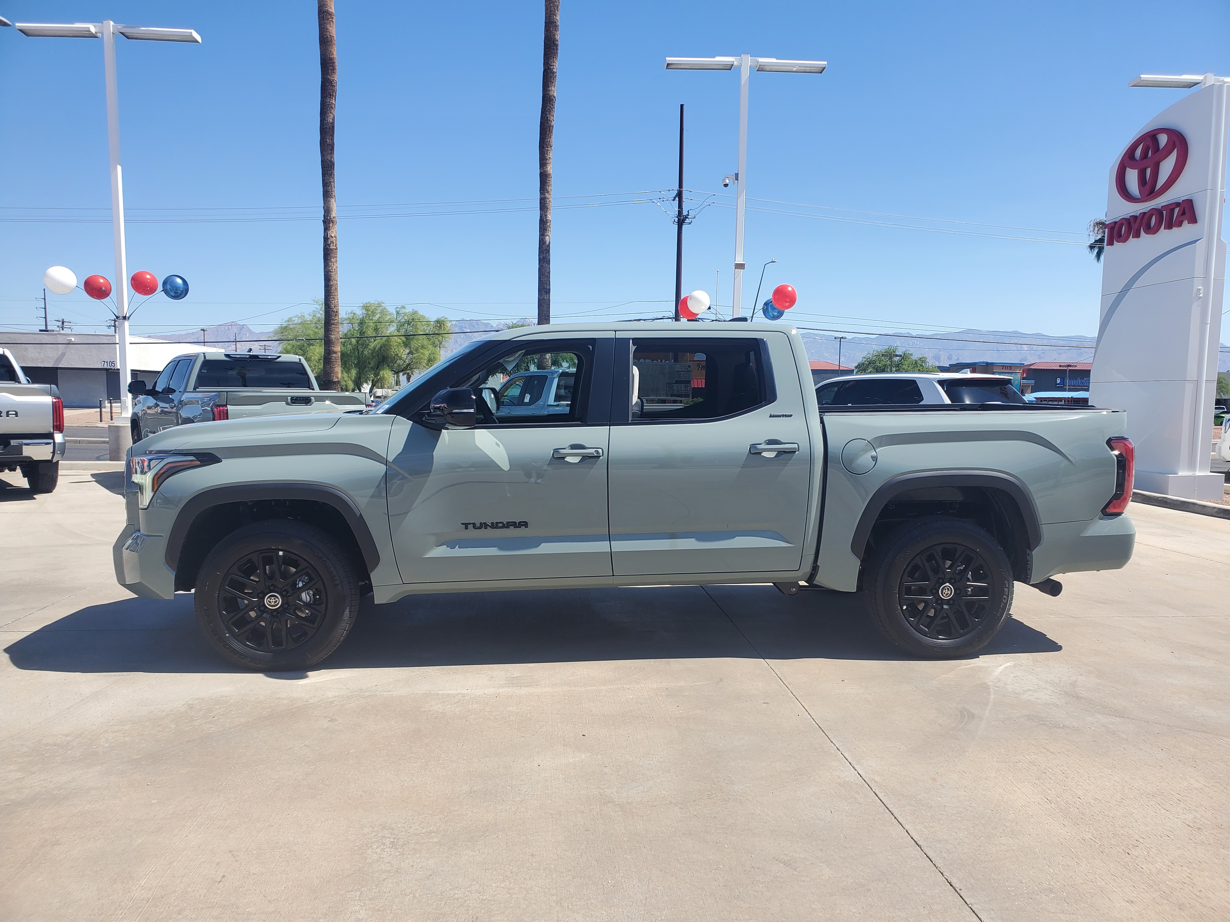 2024 Toyota Tundra Limited 3