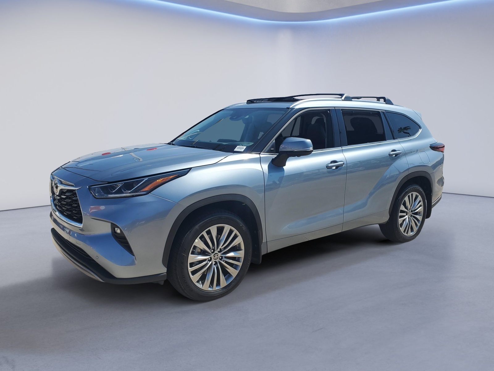 2024 Toyota Highlander LE 1