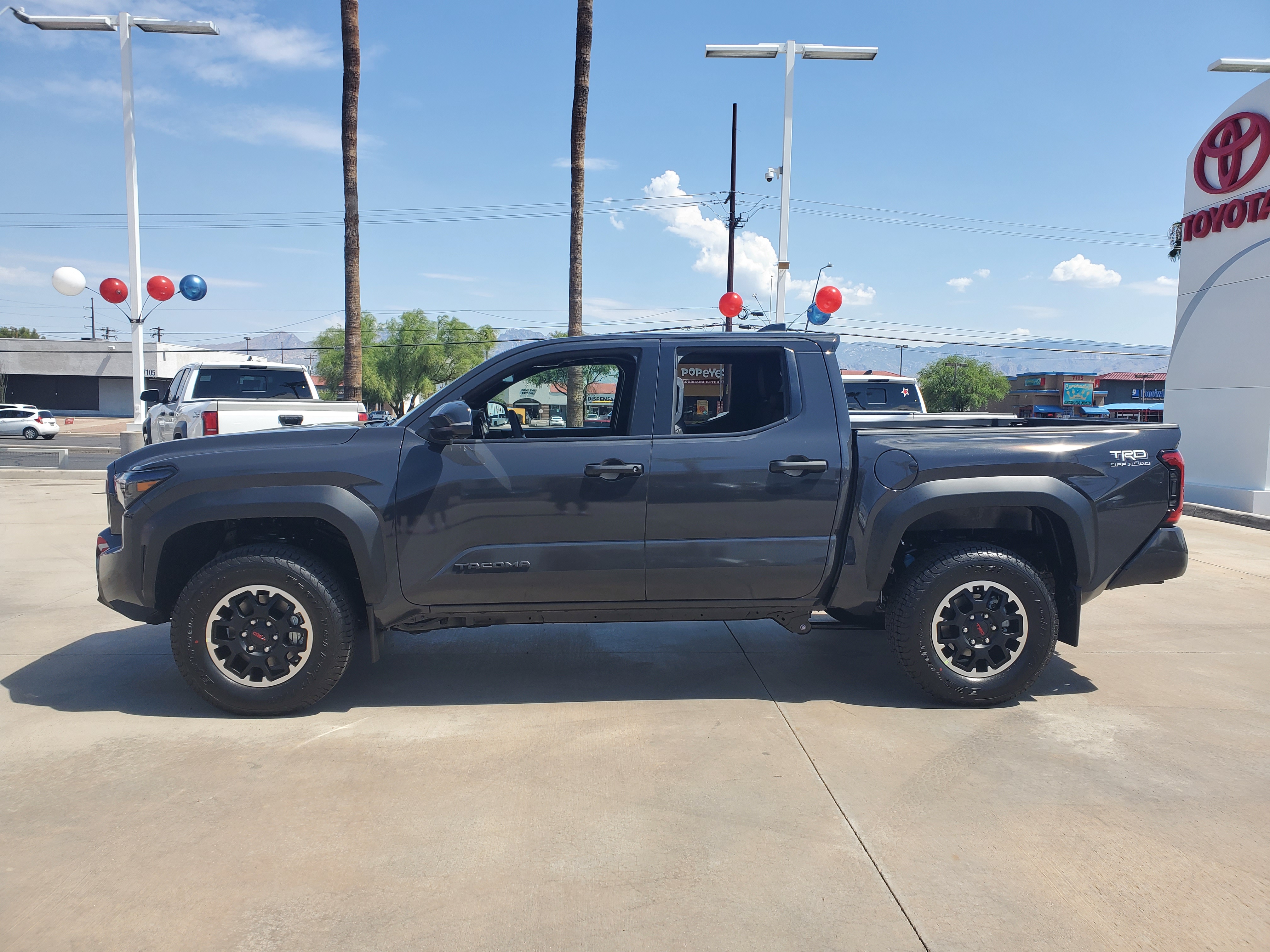 2024 Toyota Tacoma SR5 3