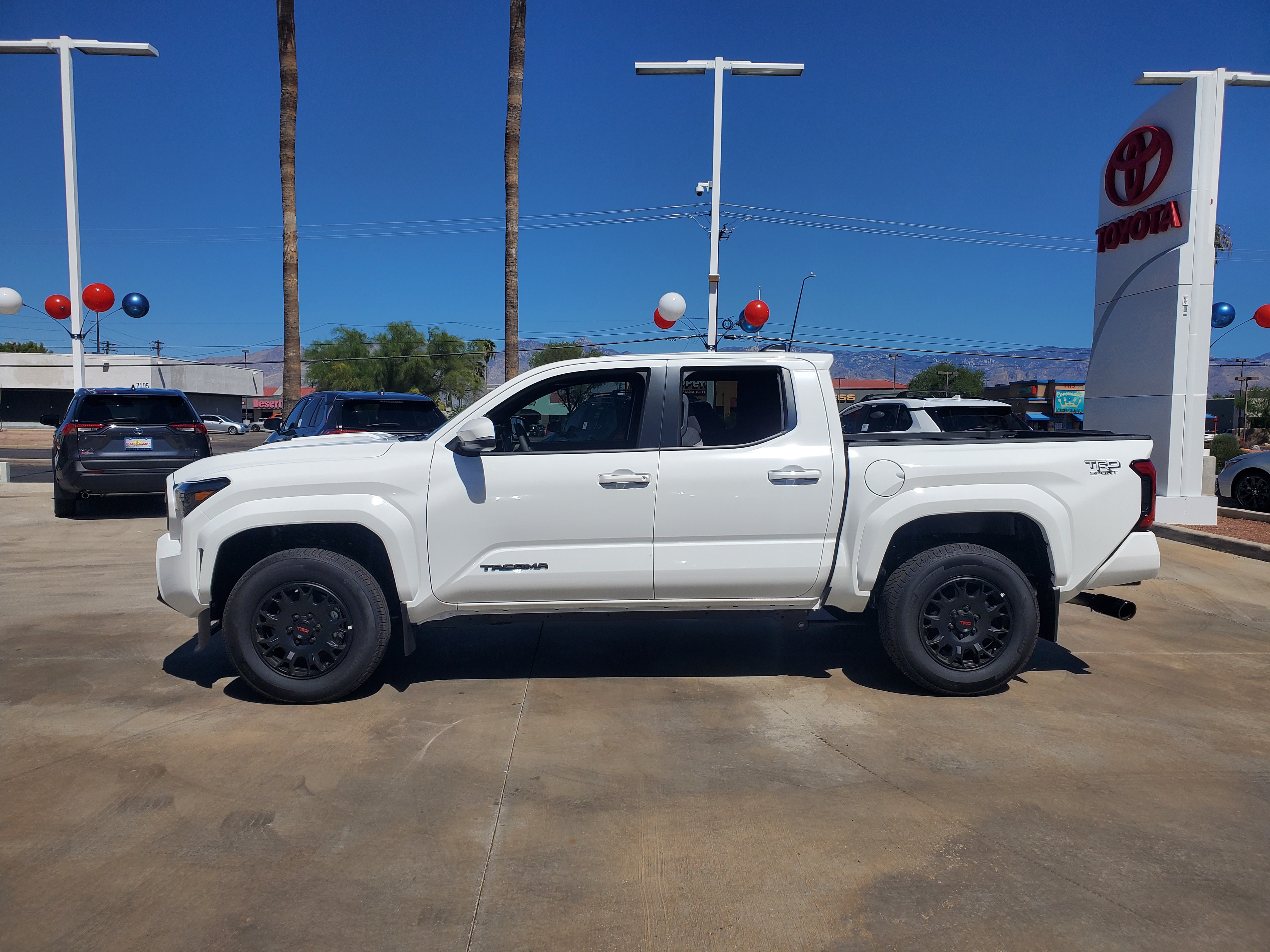 2024 Toyota Tacoma SR5 3