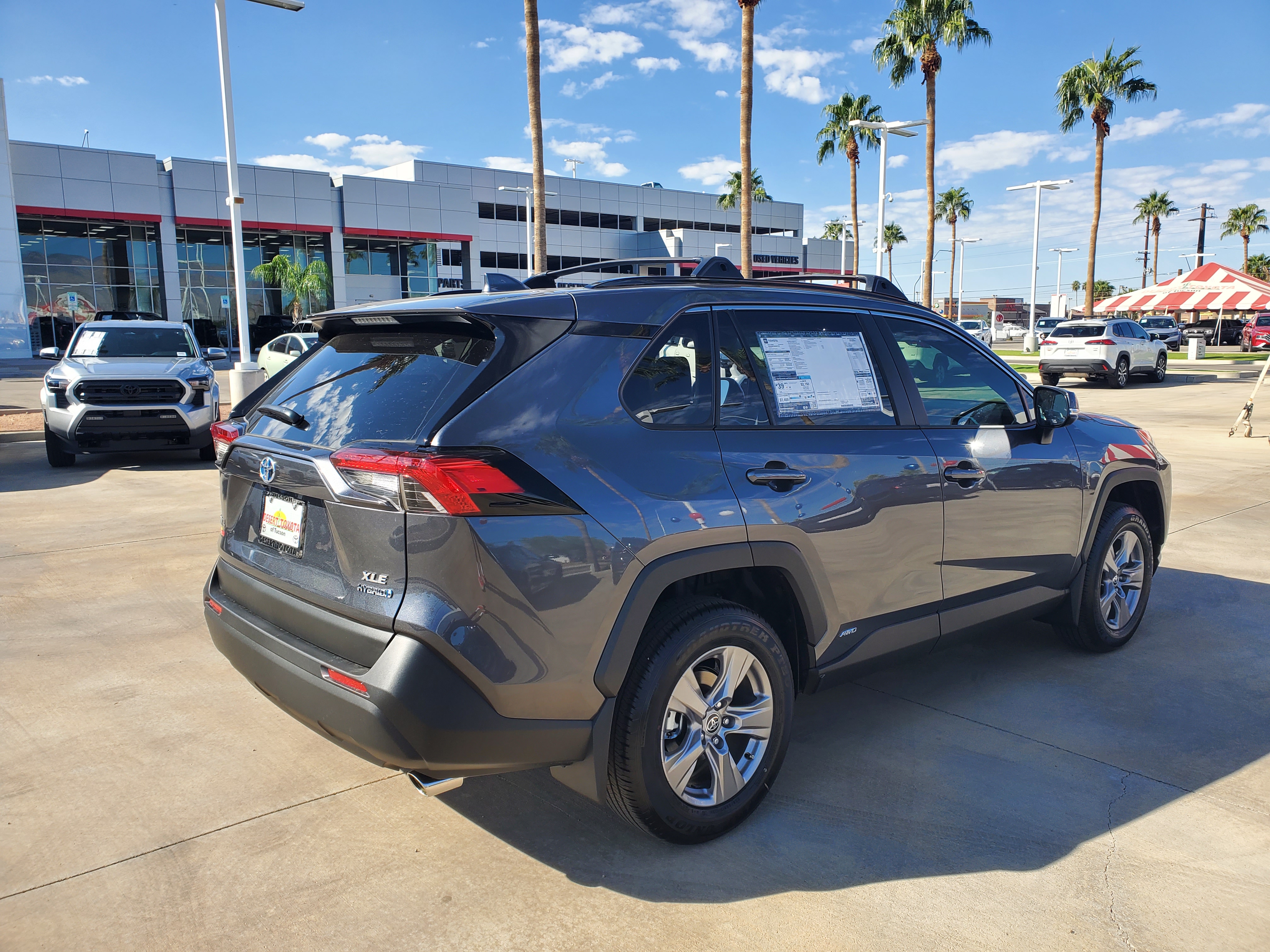 2024 Toyota RAV4 Hybrid XLE 21