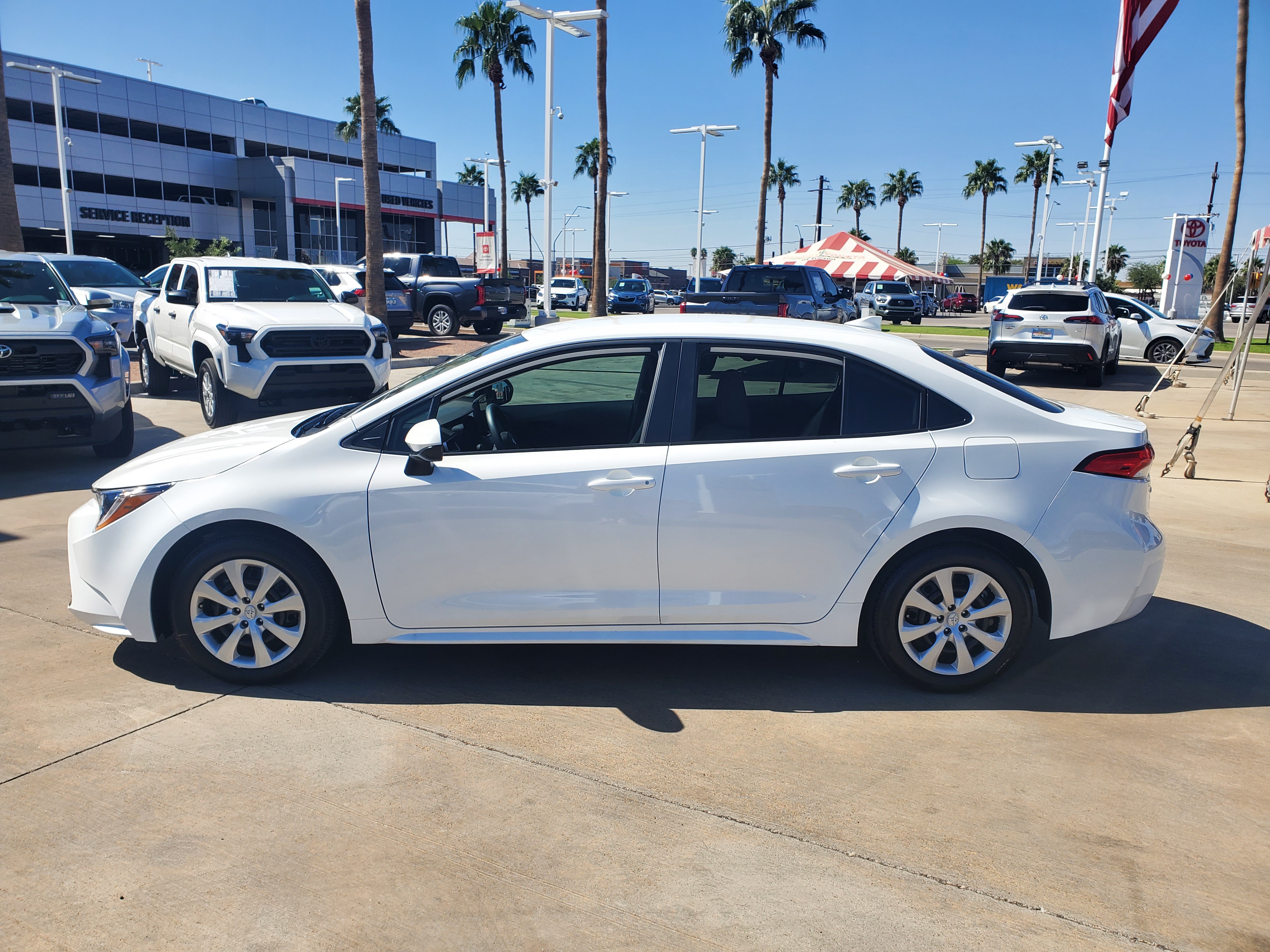 2024 Toyota Corolla LE 3