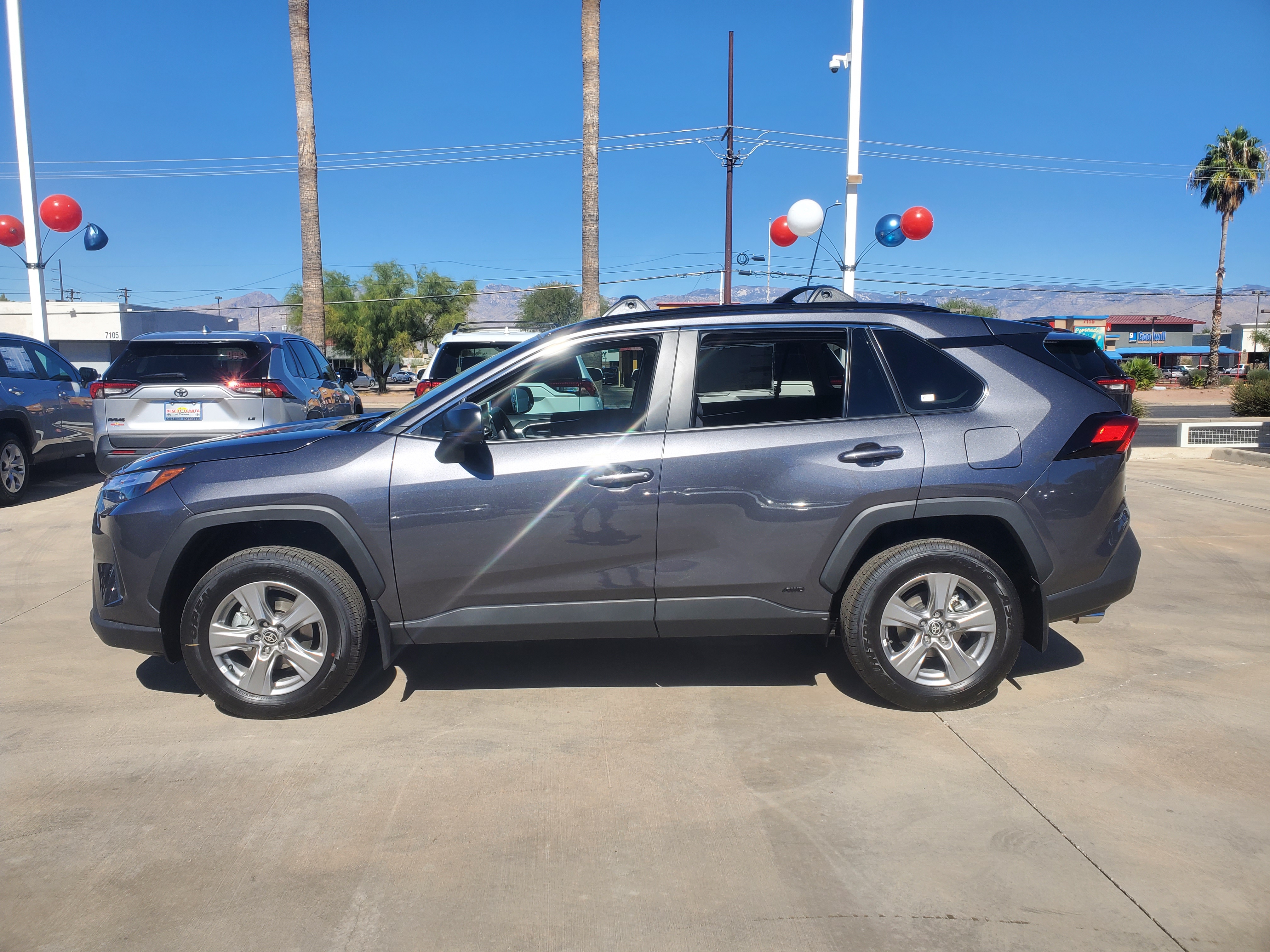 2024 Toyota RAV4 Hybrid LE 3