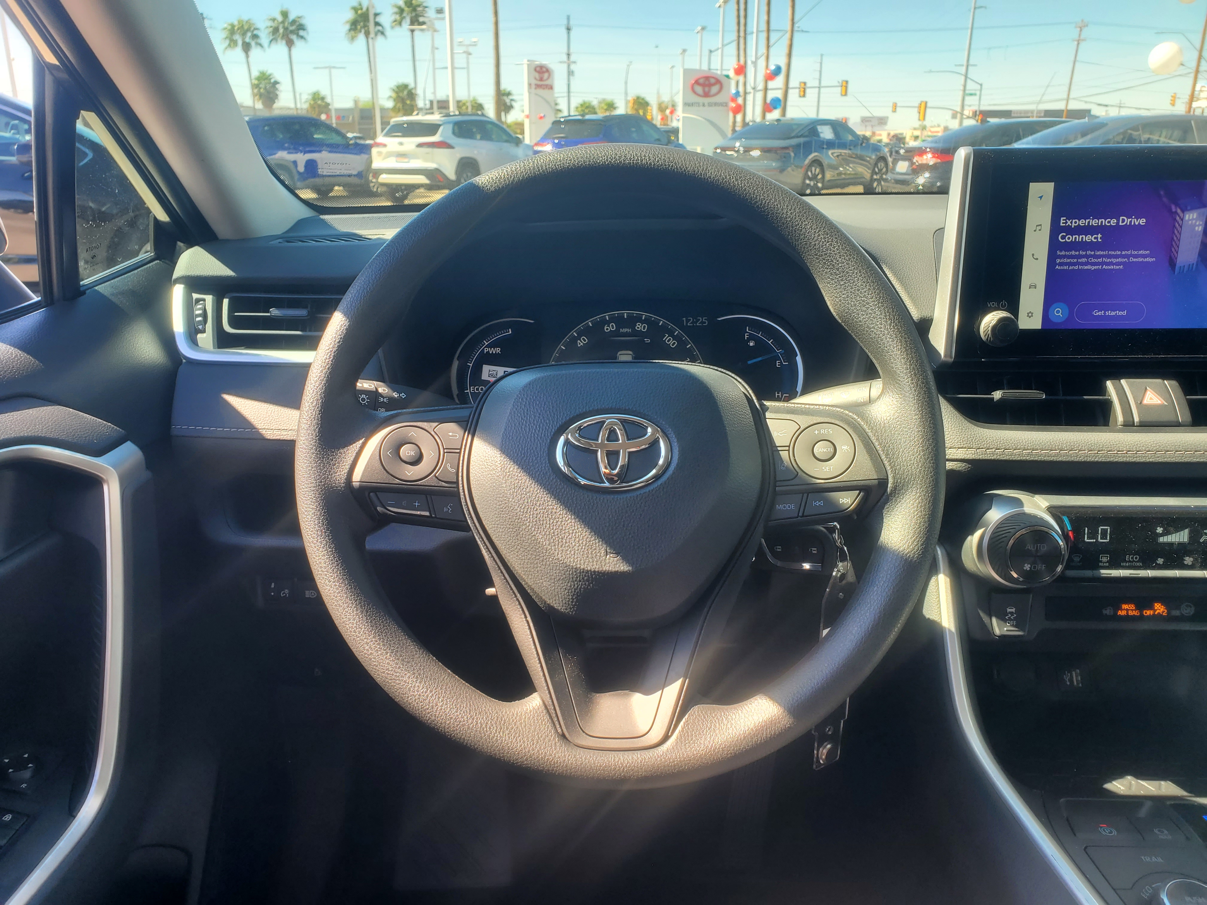 2024 Toyota RAV4 Hybrid LE 8