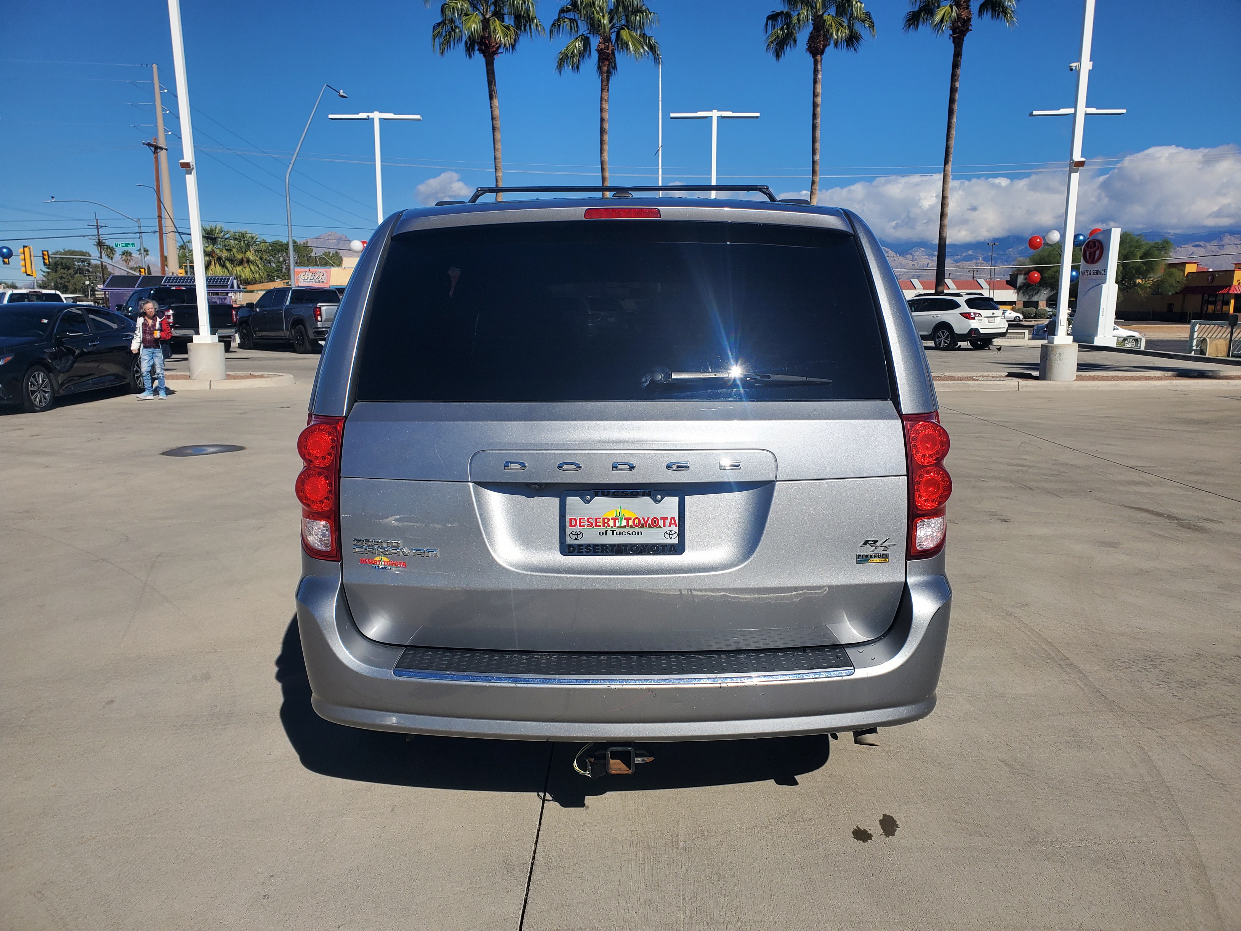 2016 Dodge Grand Caravan R/T 17