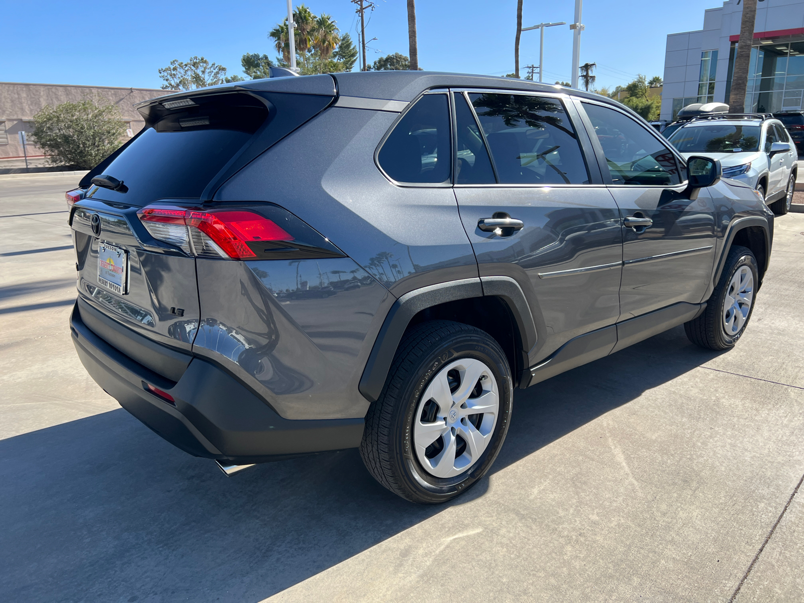 2023 Toyota RAV4 LE 24