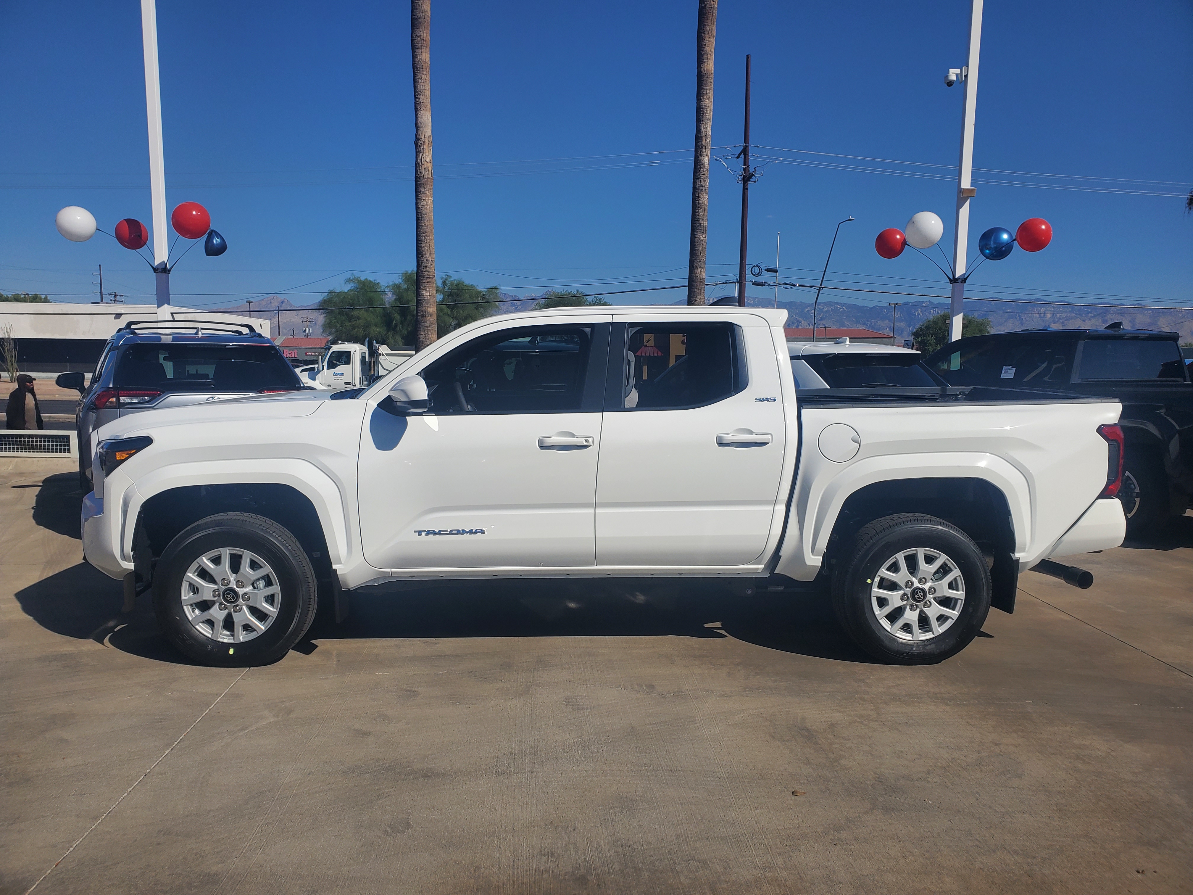 2024 Toyota Tacoma SR5 3