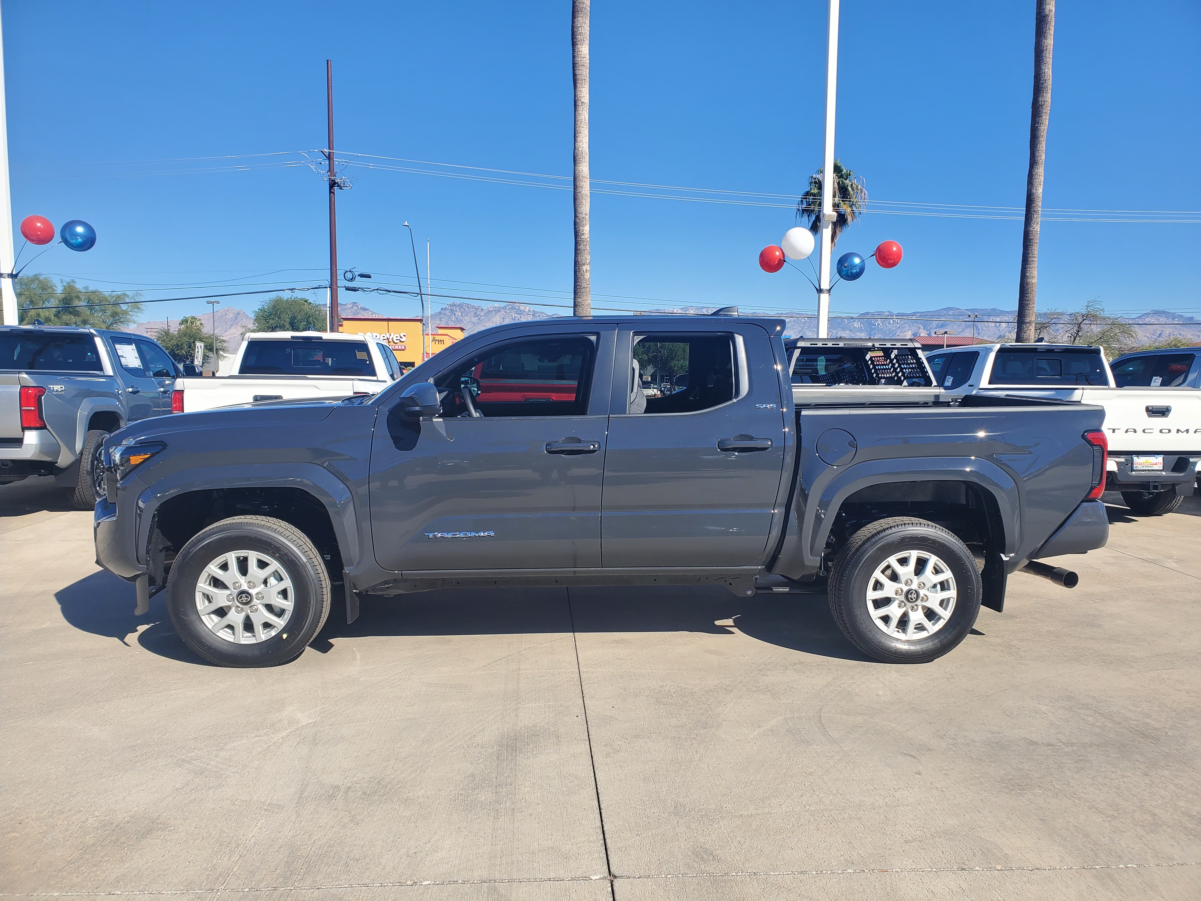 2024 Toyota Tacoma SR5 3