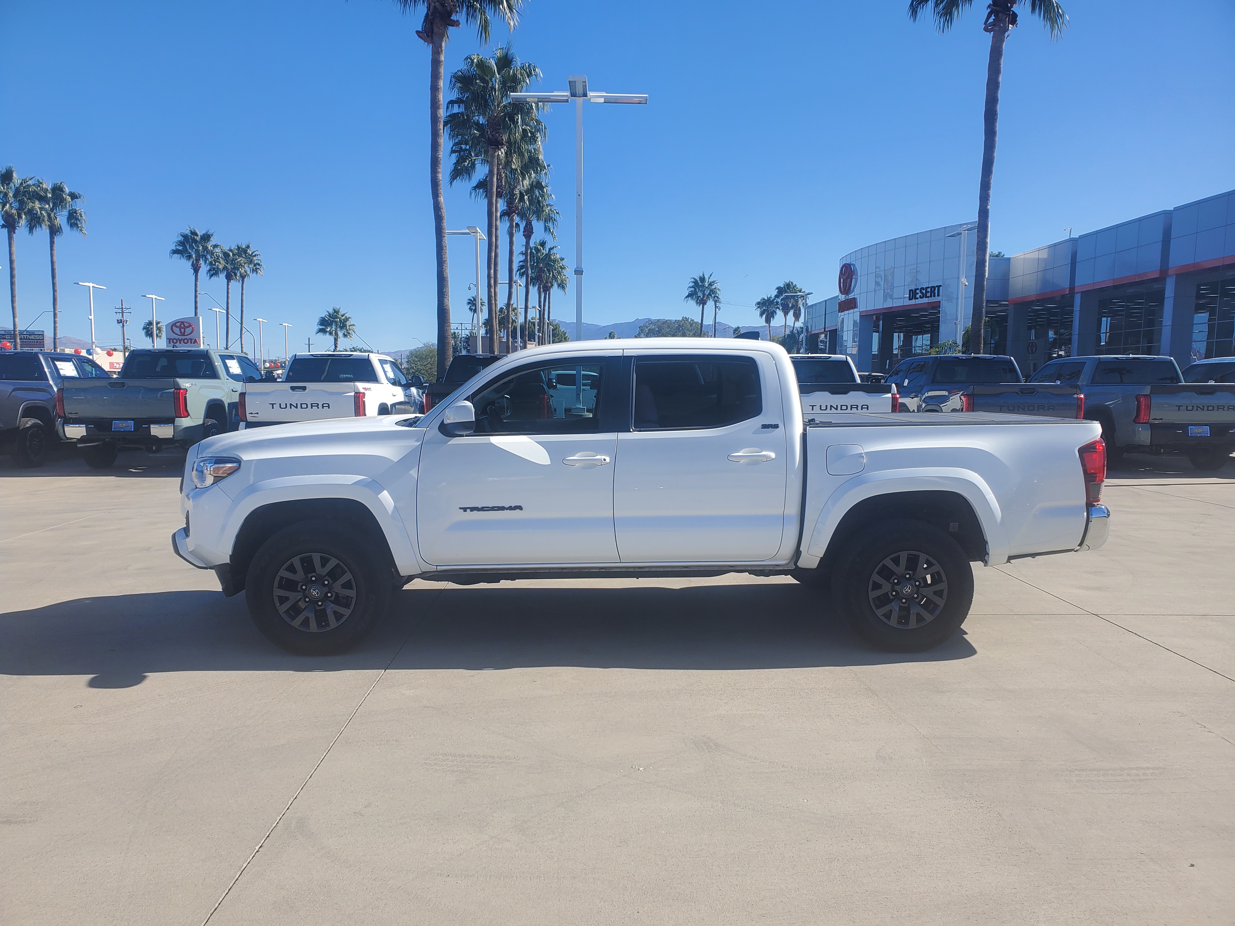 2022 Toyota Tacoma SR5 3