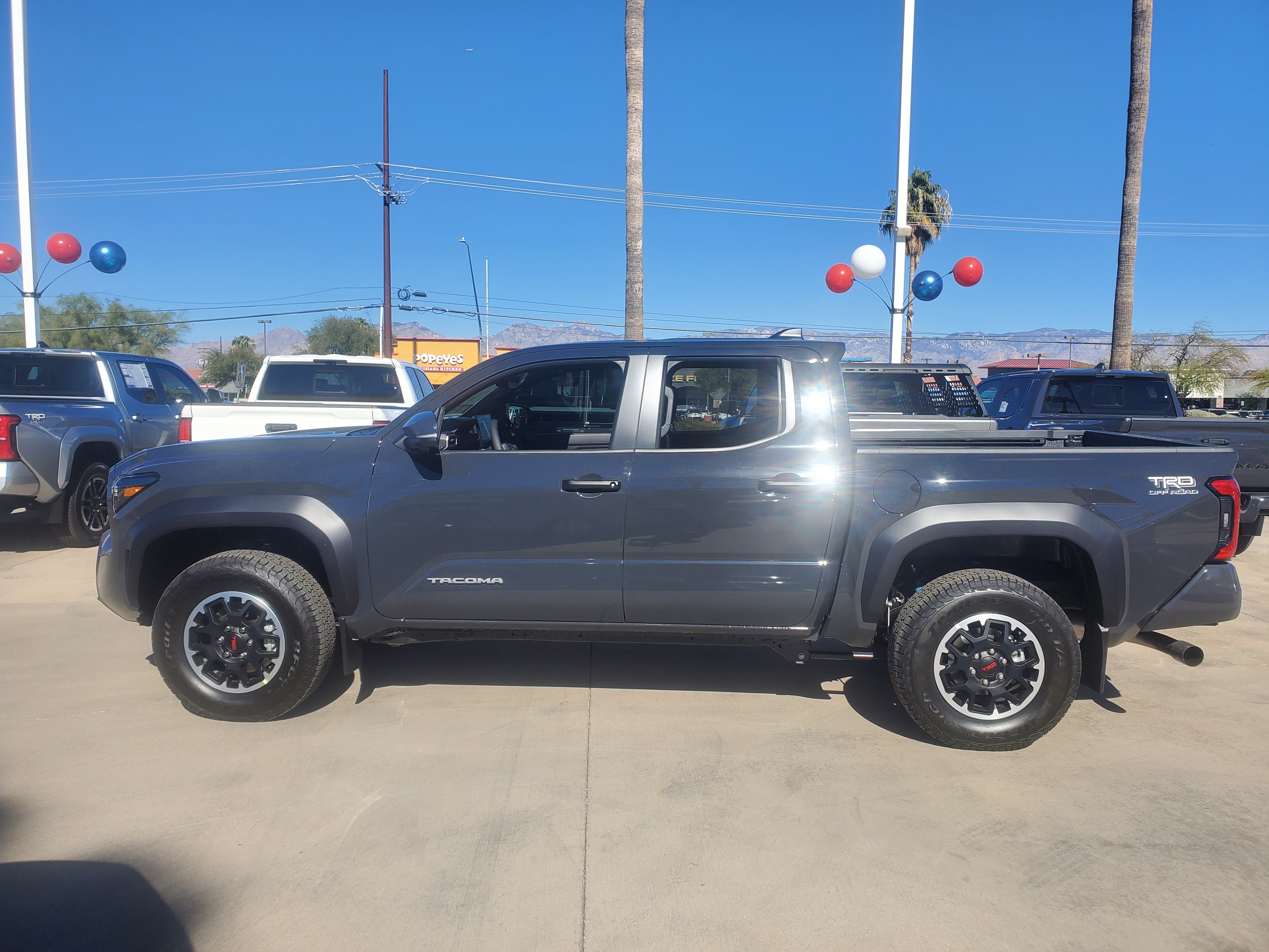 2024 Toyota Tacoma SR5 3