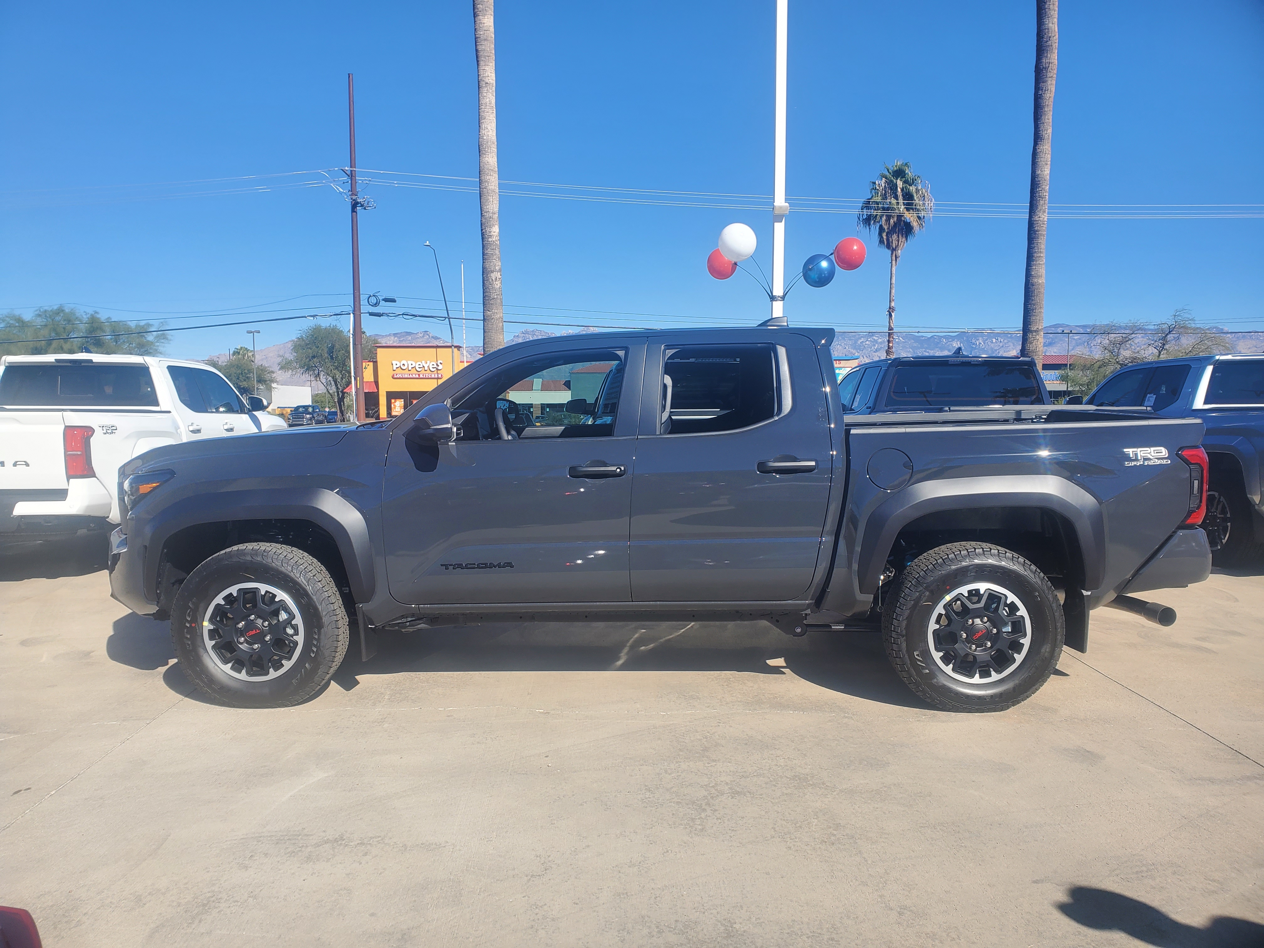 2024 Toyota Tacoma SR5 3