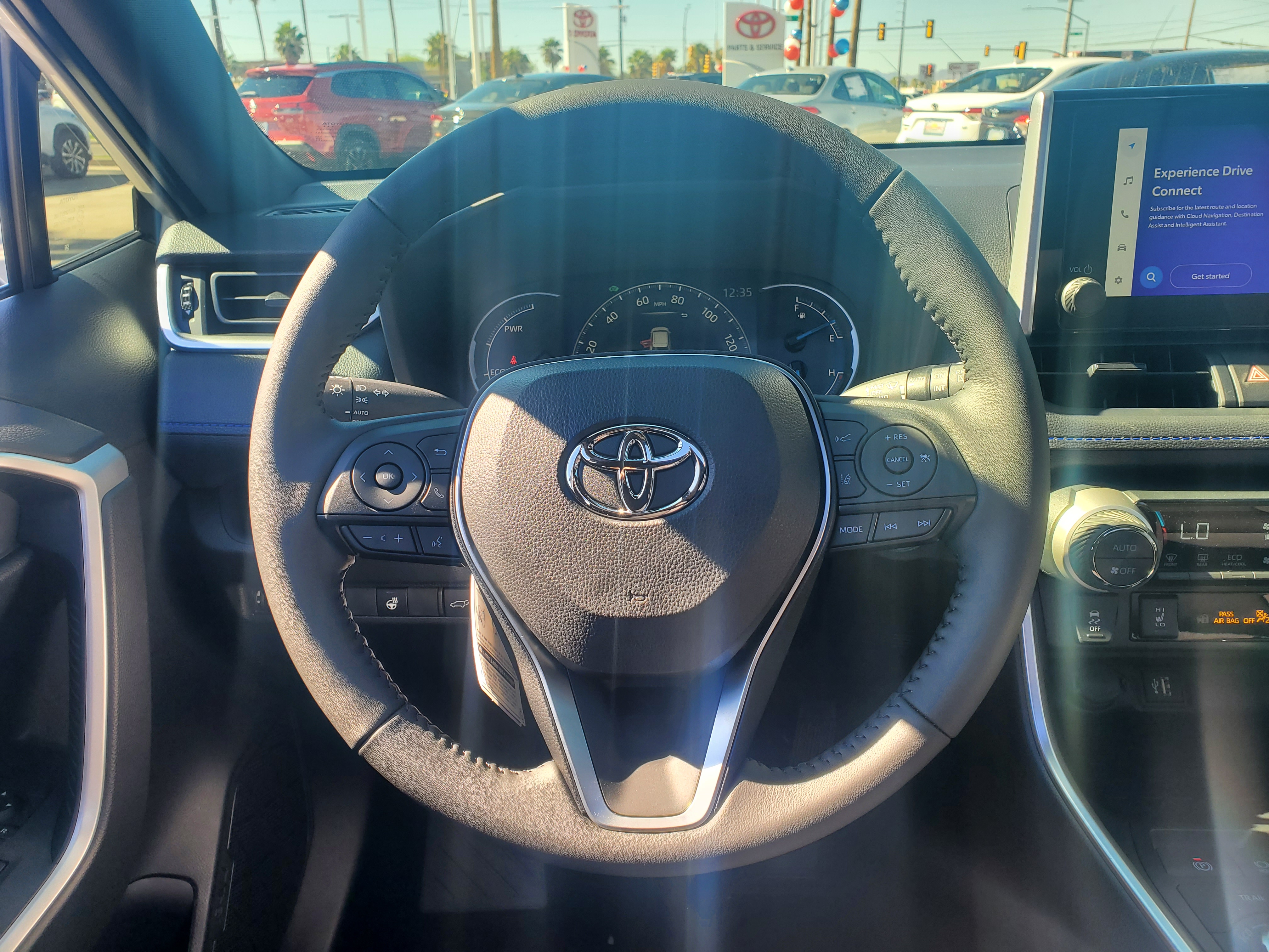 2024 Toyota RAV4 Hybrid SE 8