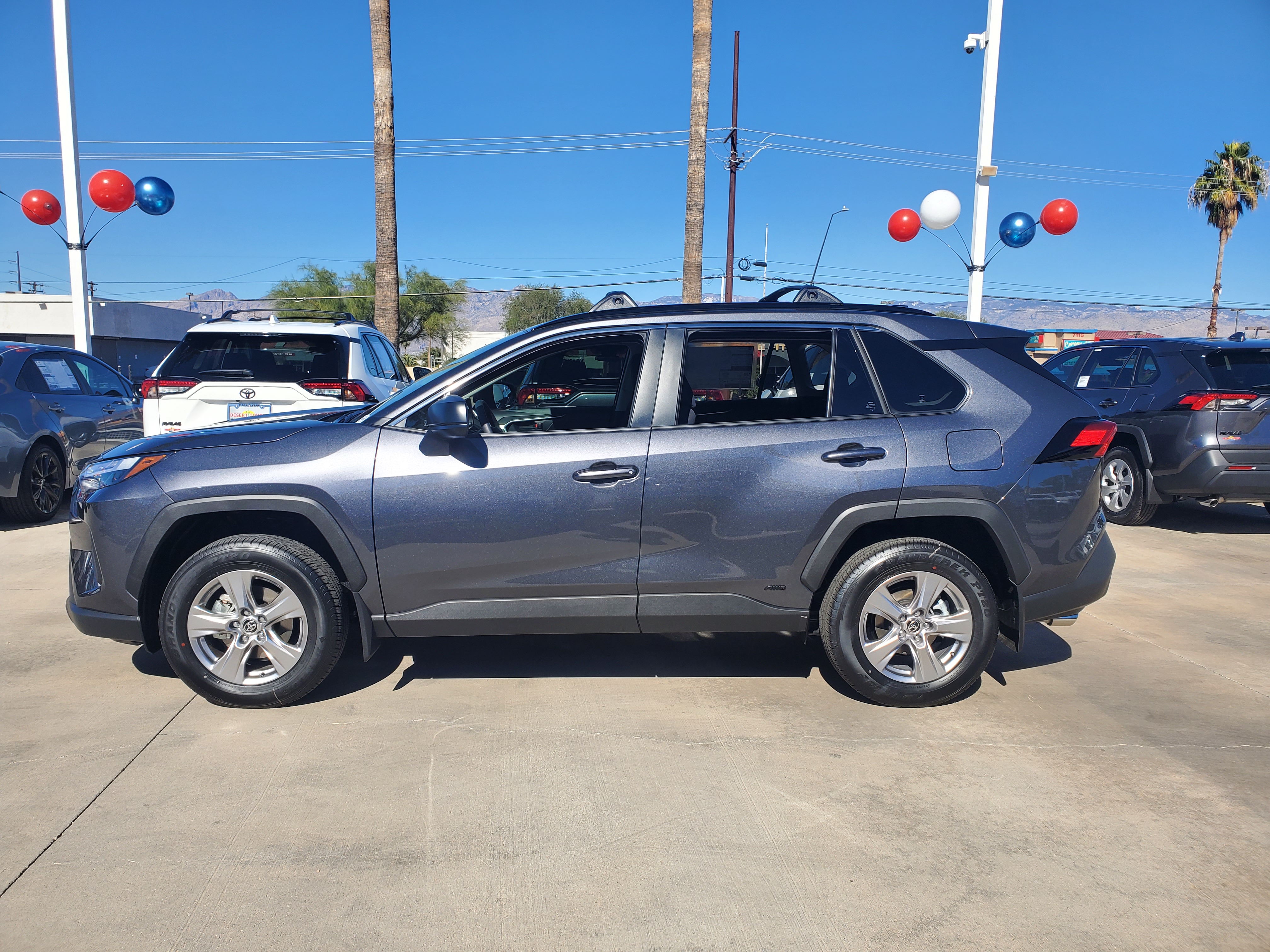 2024 Toyota RAV4 Hybrid LE 3