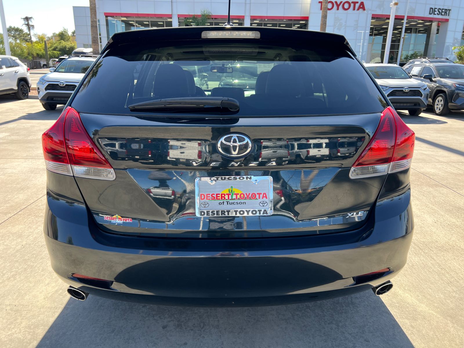 2015 Toyota Venza XLE 24