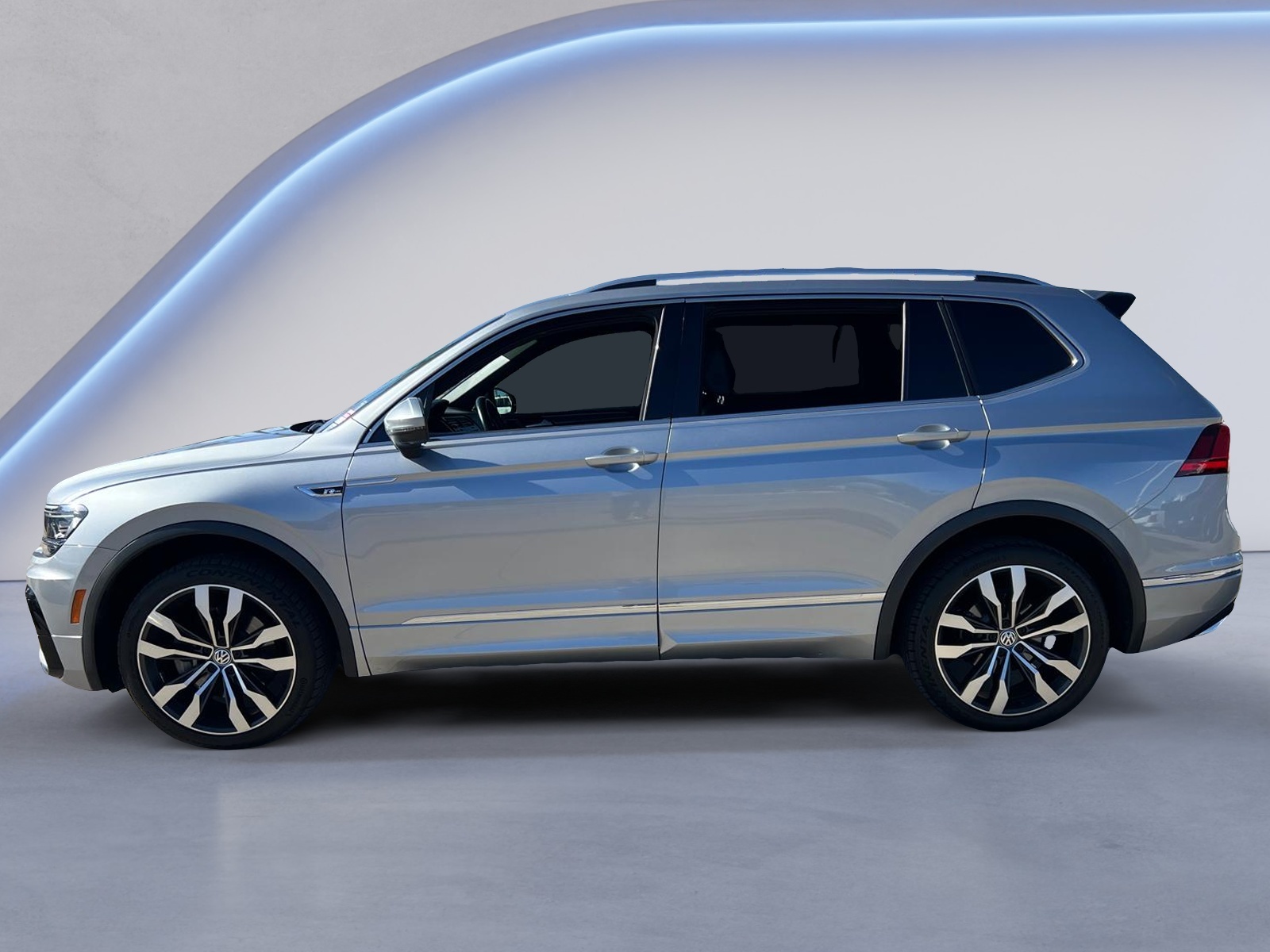 2020 Volkswagen Tiguan 2.0T SEL Premium R Line 1