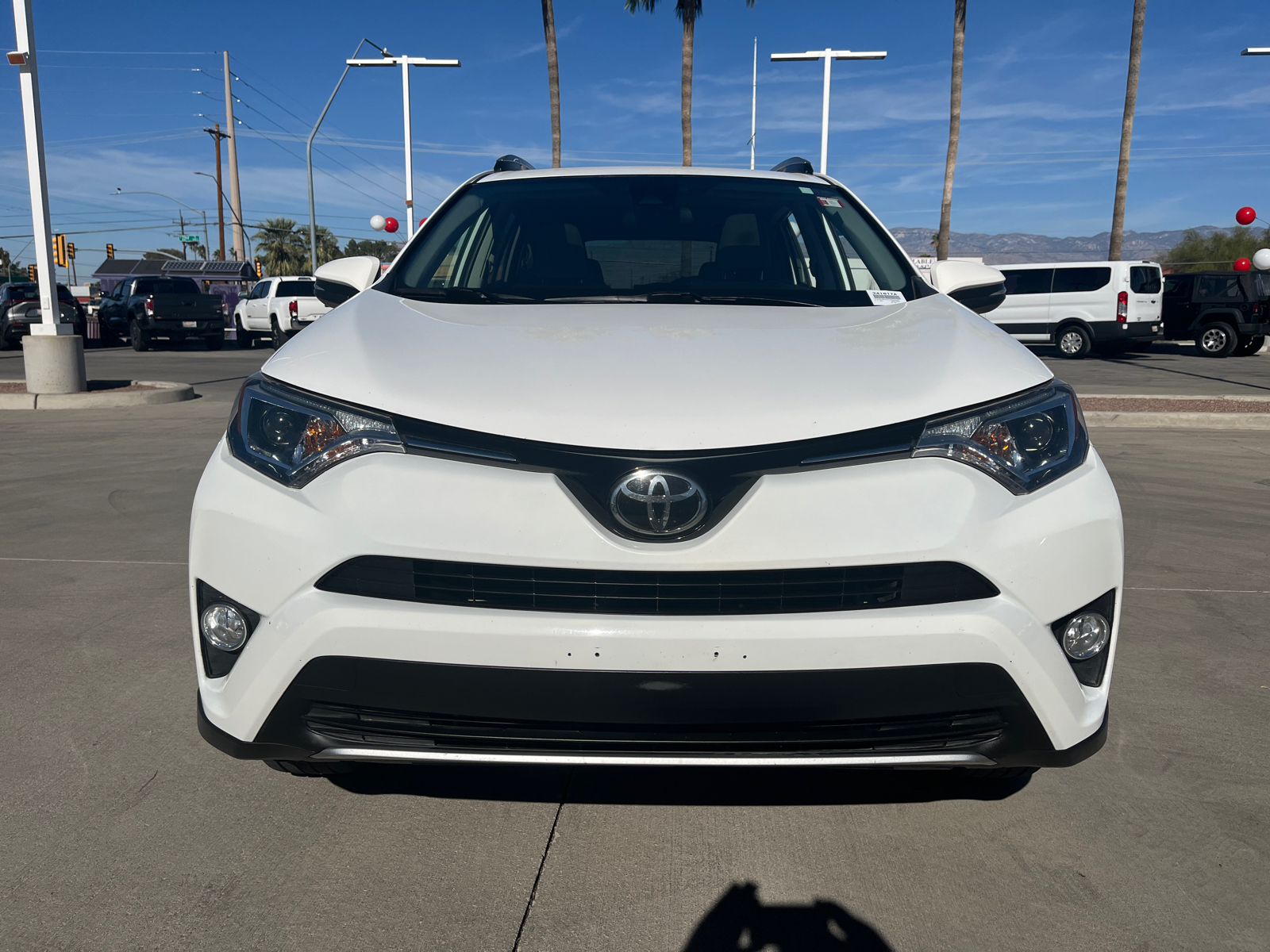 2018 Toyota RAV4 XLE 2