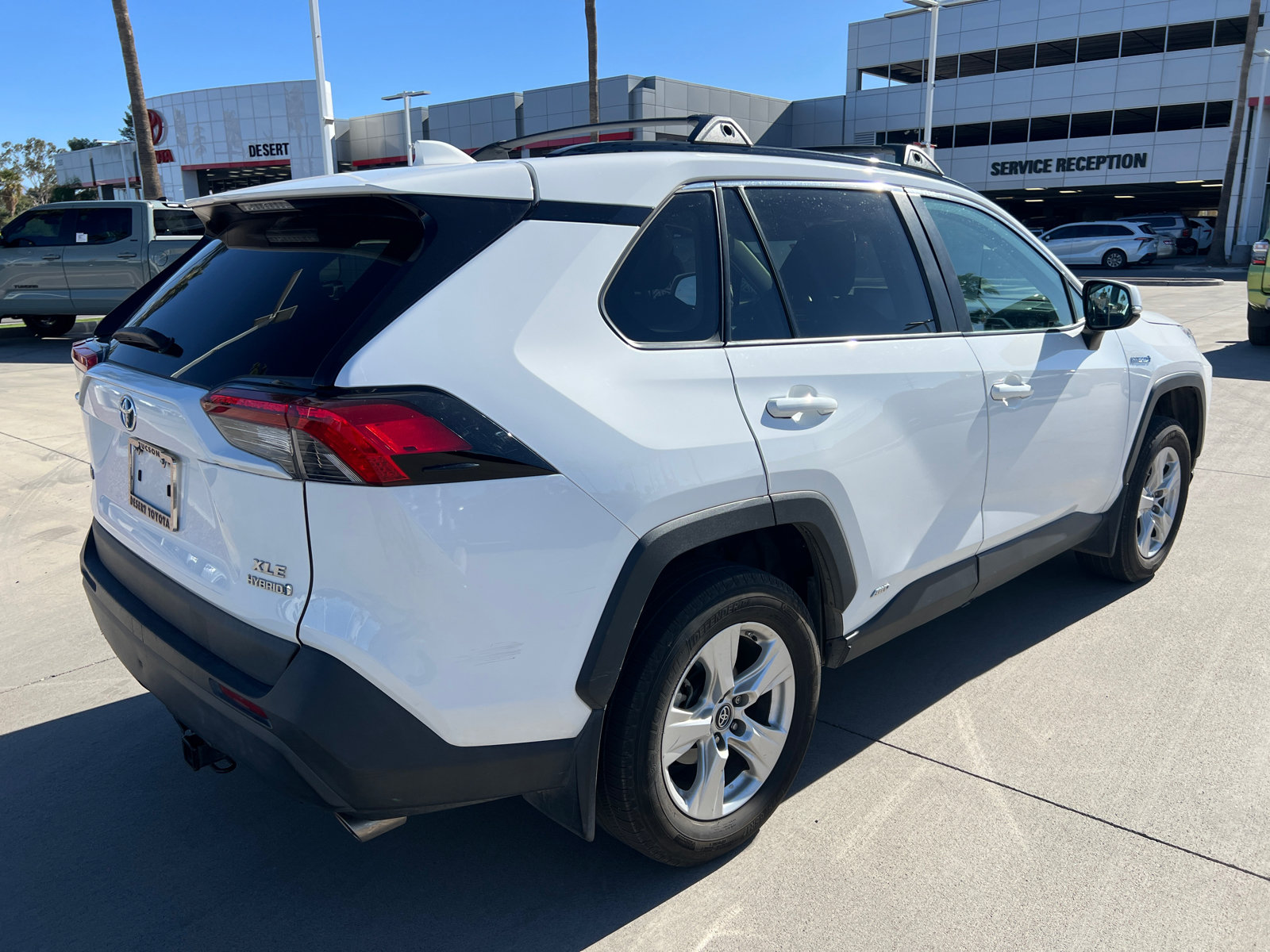 2019 Toyota RAV4 Hybrid XLE 26