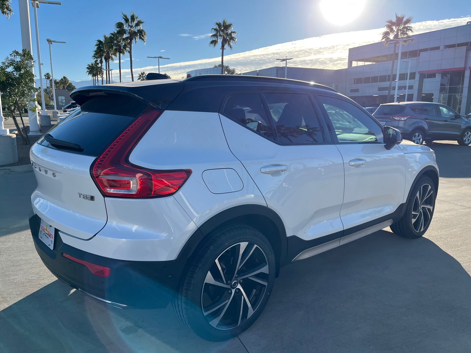 2020 Volvo XC40 R-Design 23