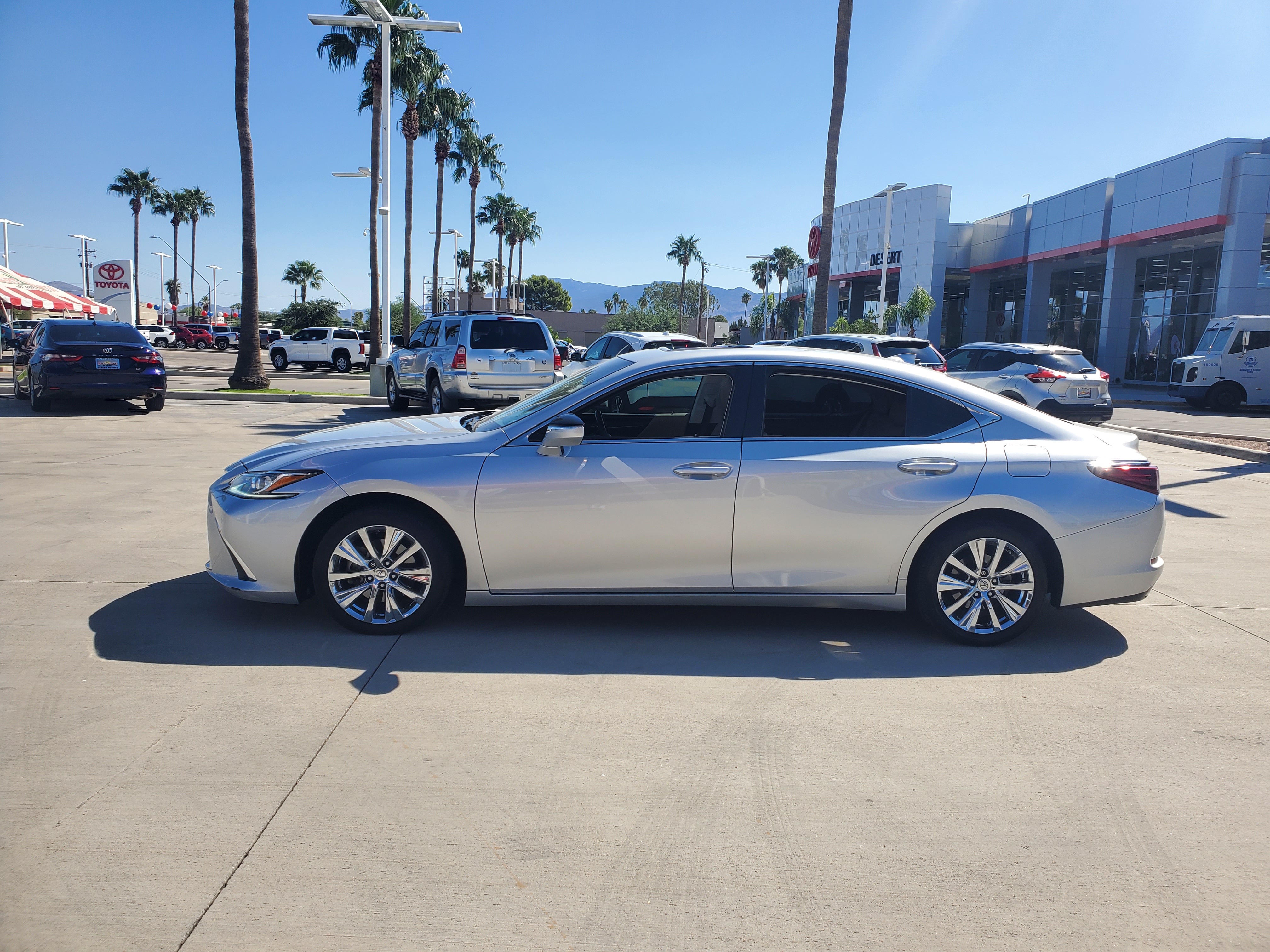 2019 Lexus ES 350 3