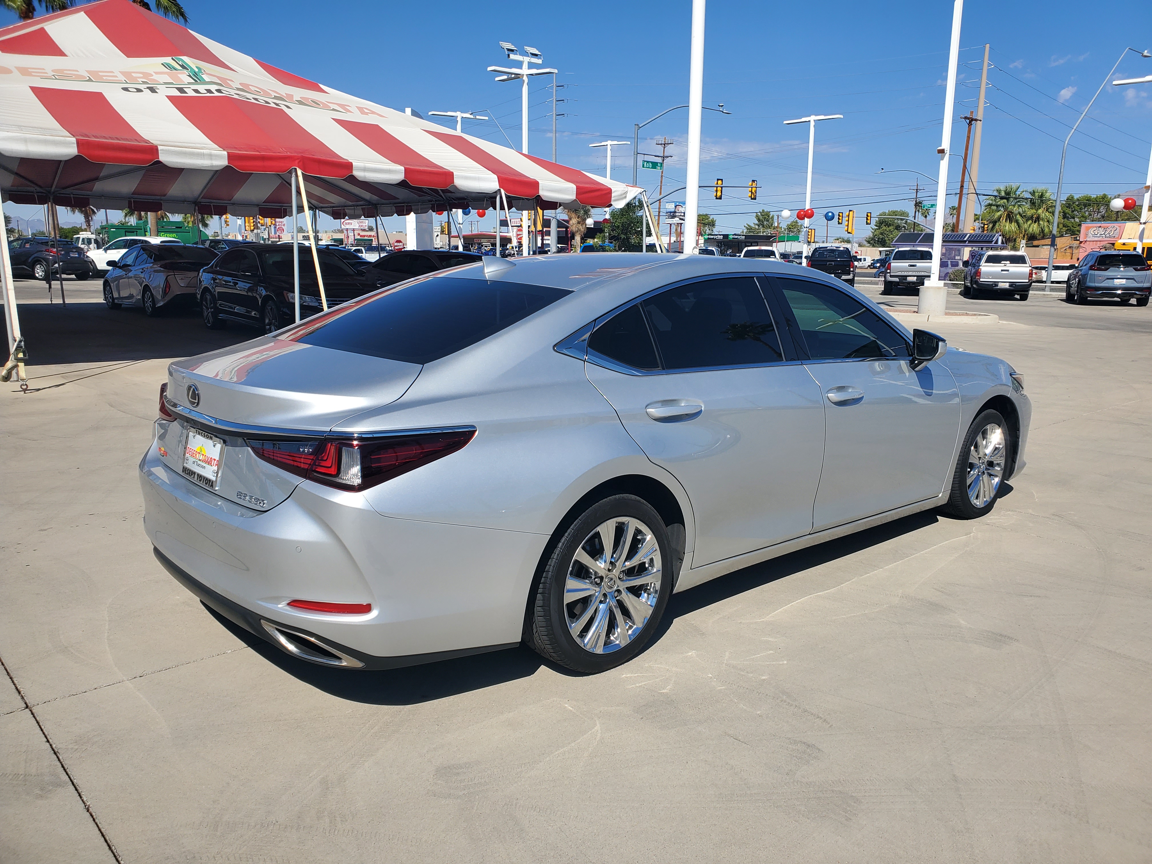 2019 Lexus ES 350 22