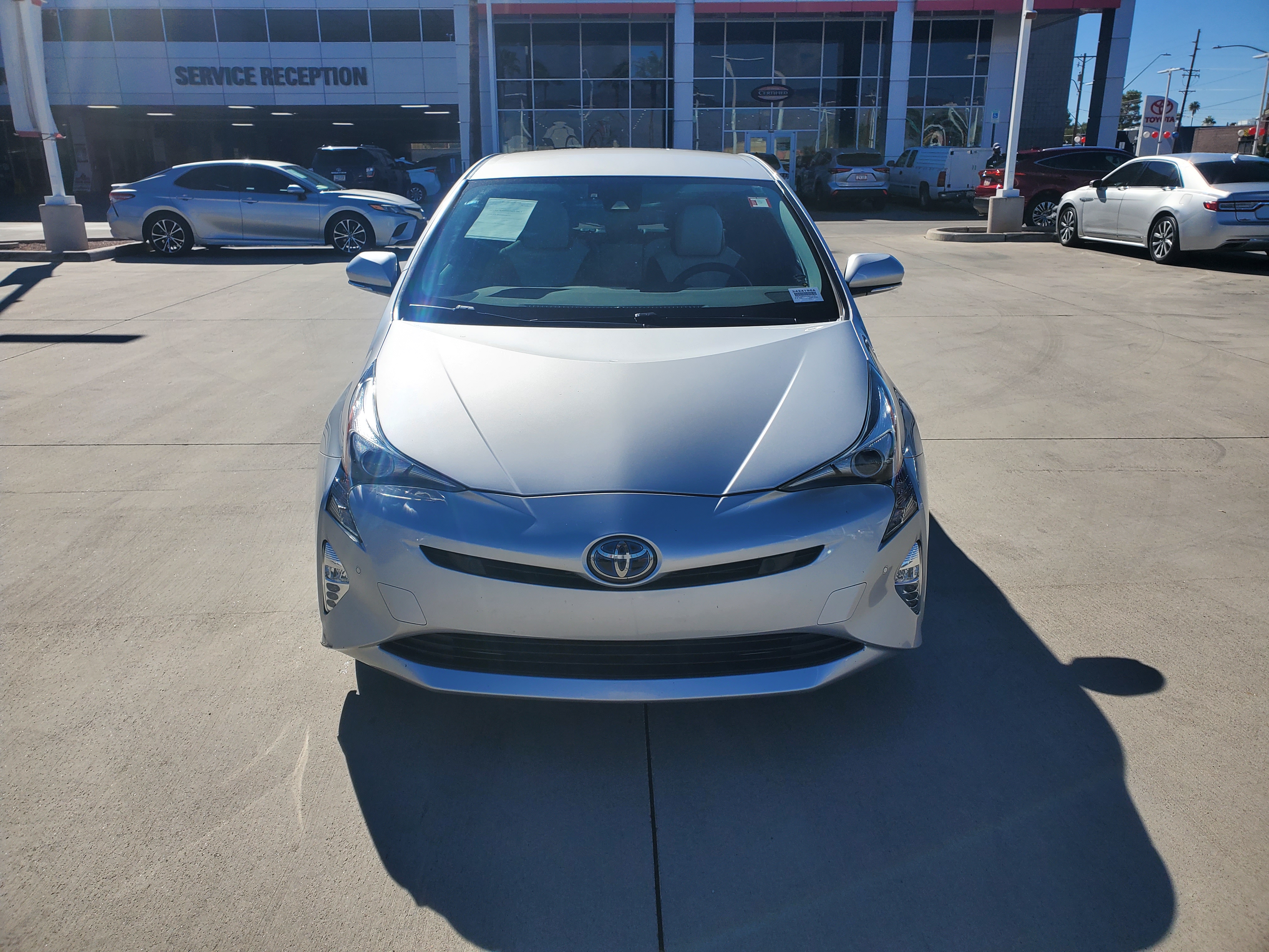 2018 Toyota Prius Three Touring 2