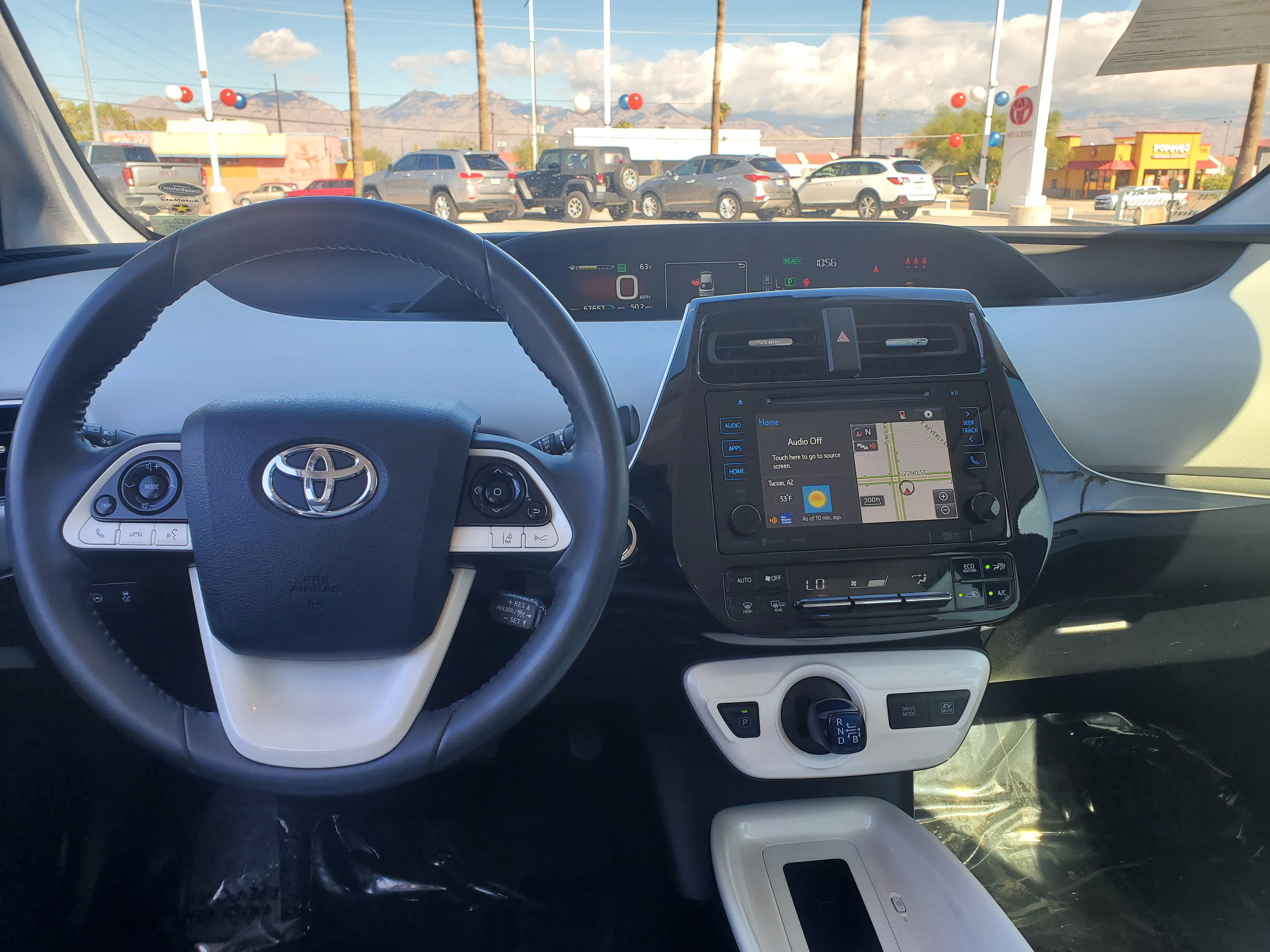 2018 Toyota Prius Three Touring 4