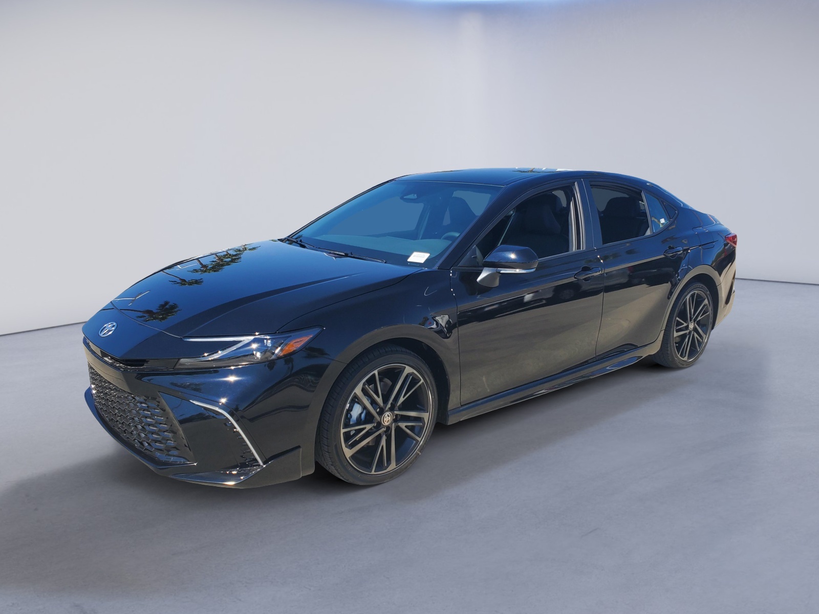 2025 Toyota Camry LE 1