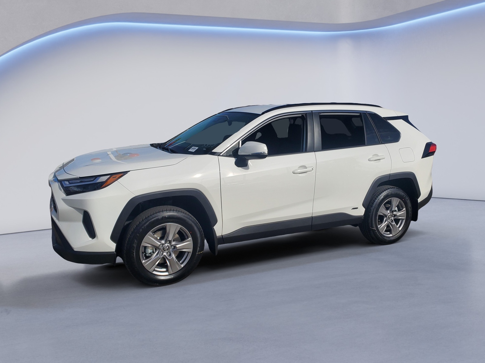 2024 Toyota RAV4 Hybrid LE 1