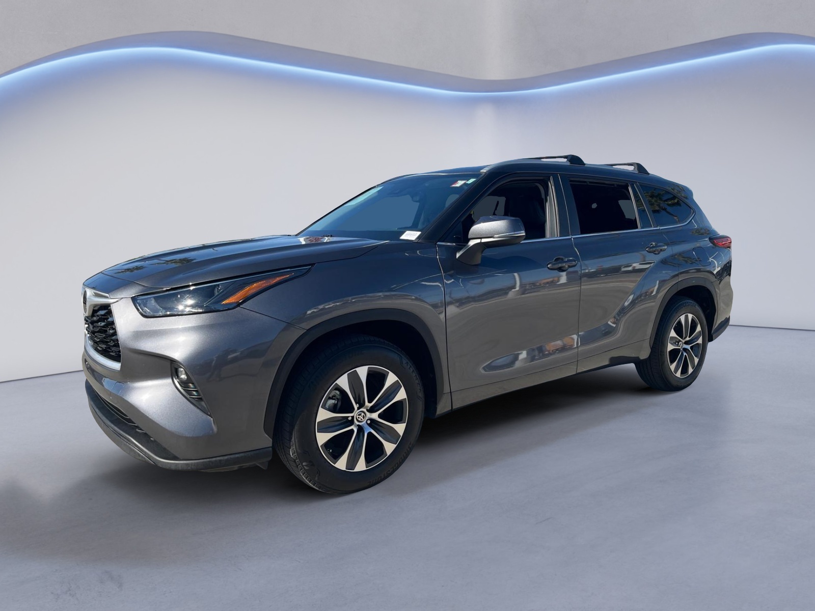 2023 Toyota Highlander XLE 1