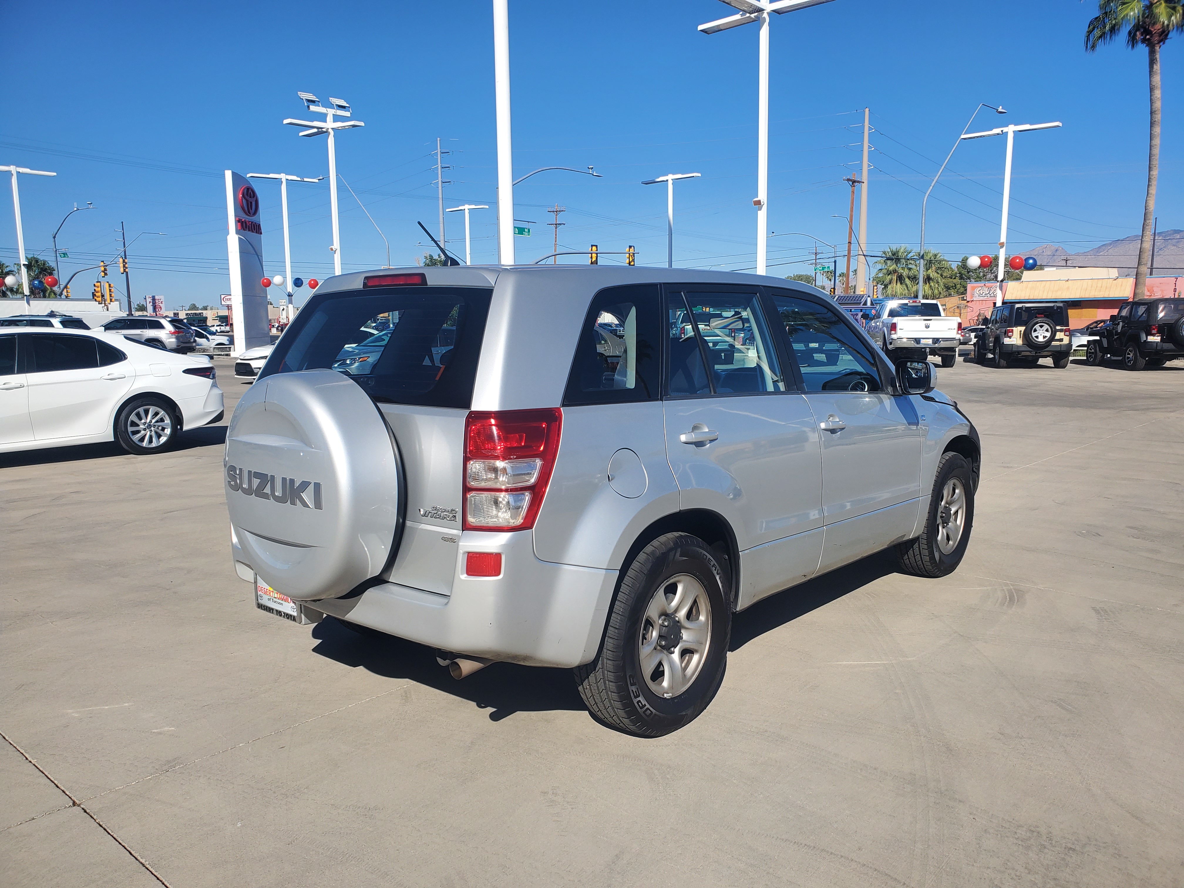 2007 Suzuki Grand Vitara Base 19