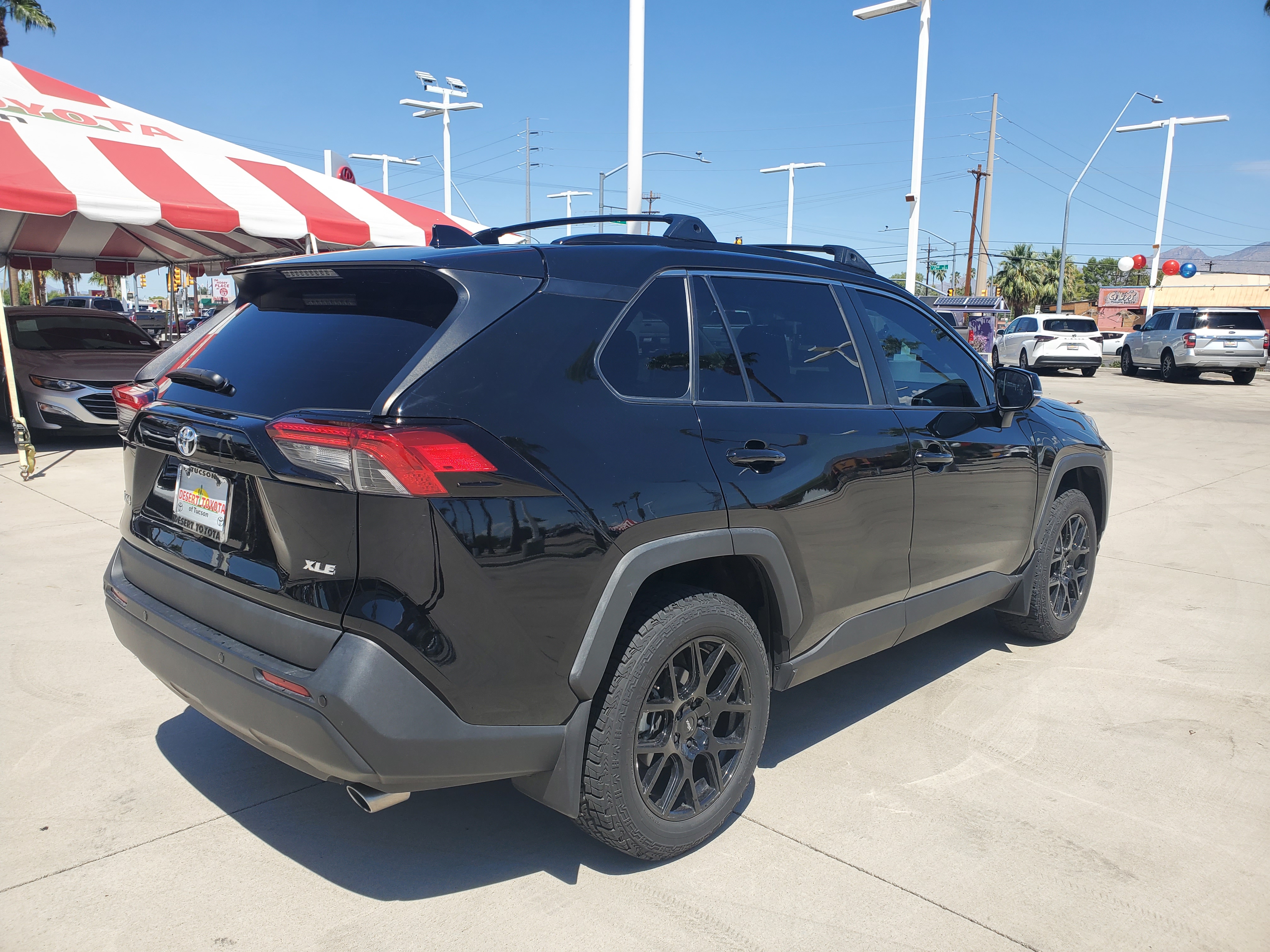 2019 Toyota RAV4 XLE 23