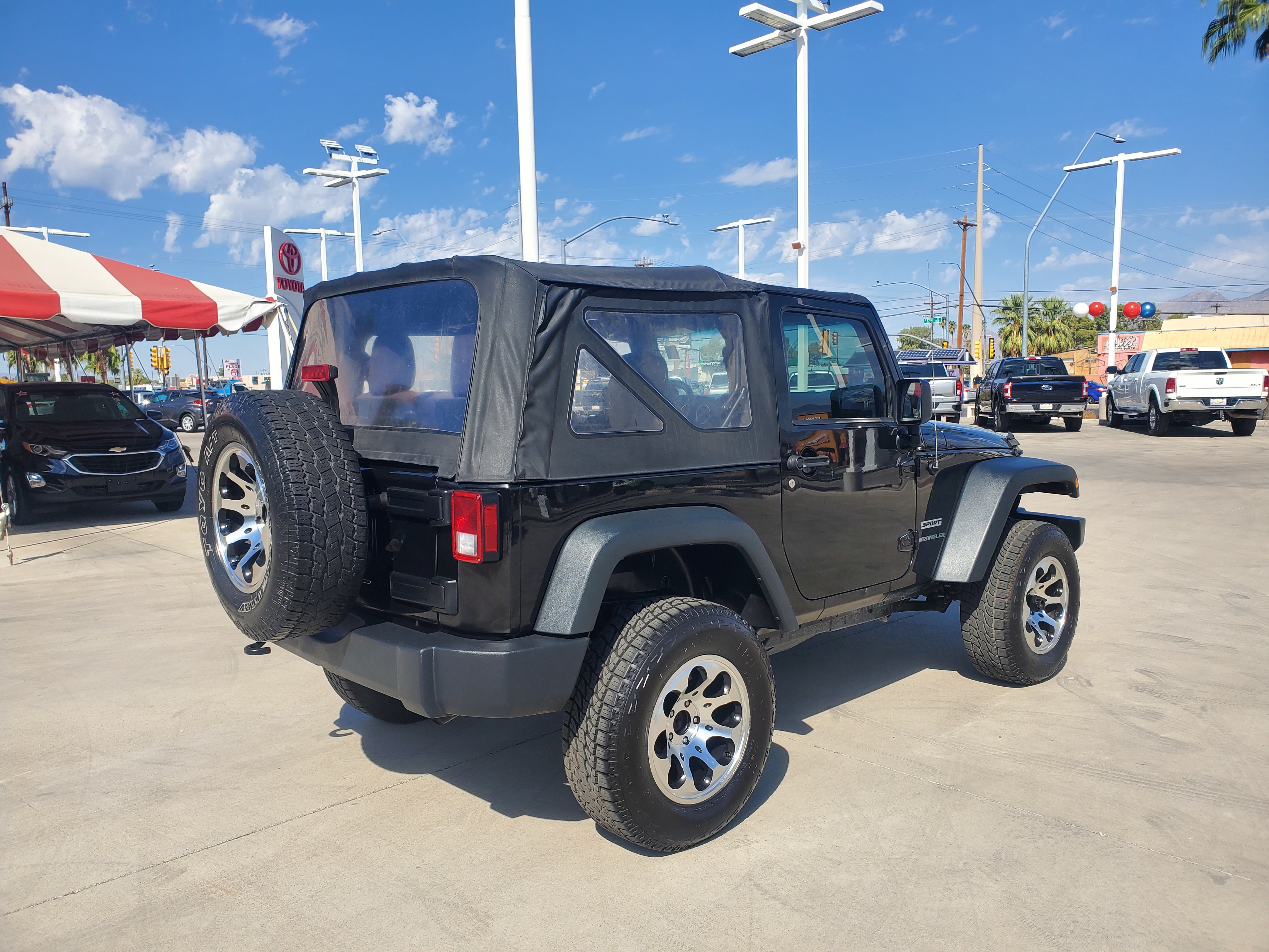 2014 Jeep Wrangler Sport 16