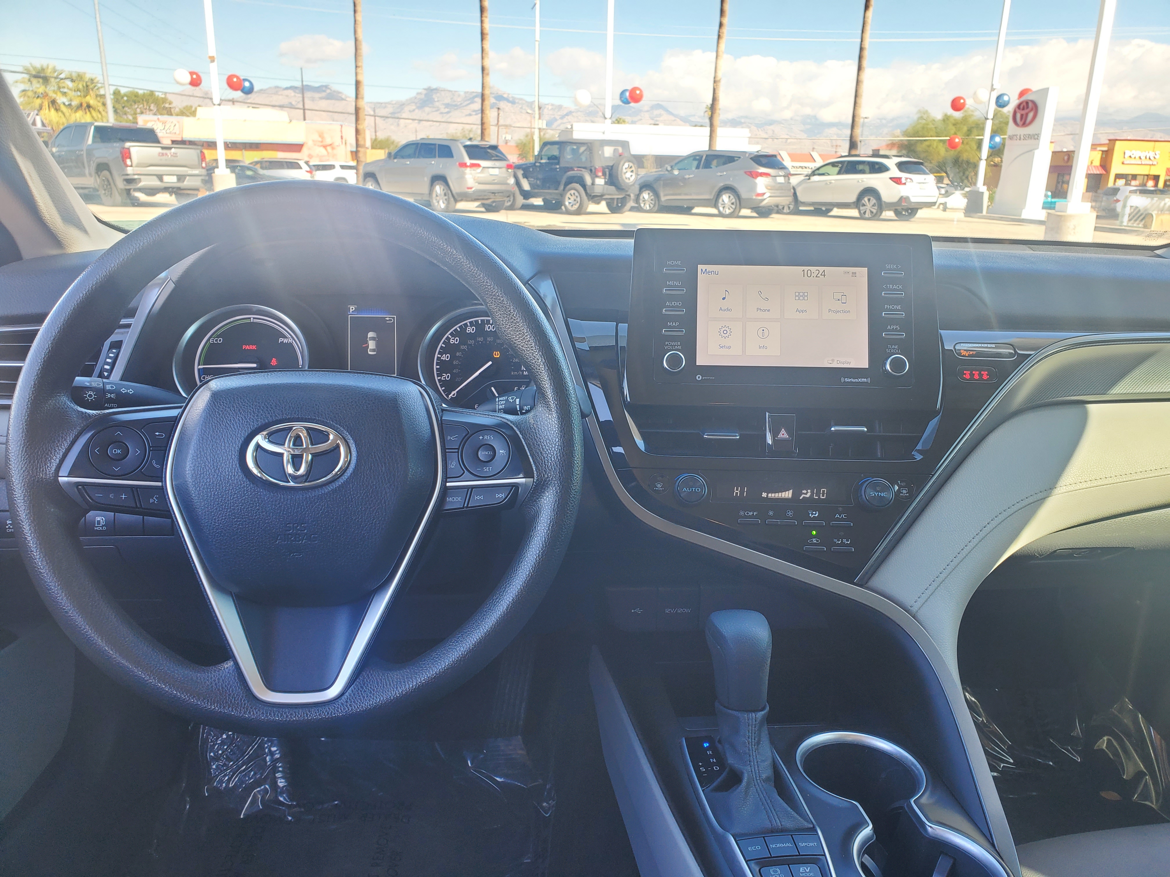 2021 Toyota Camry Hybrid LE 4