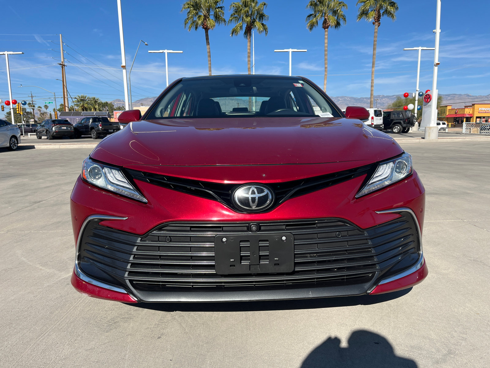 2022 Toyota Camry XLE 2