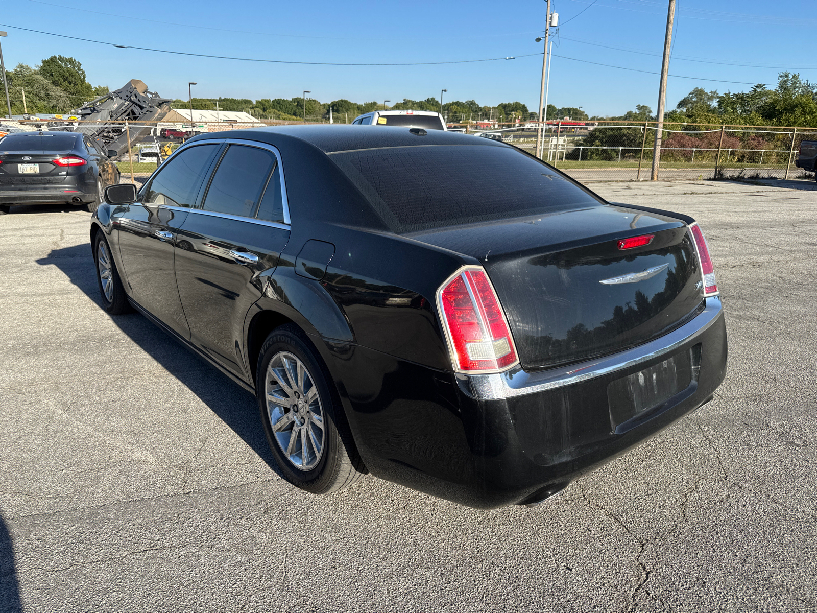 2013 Chrysler 300 300C 28