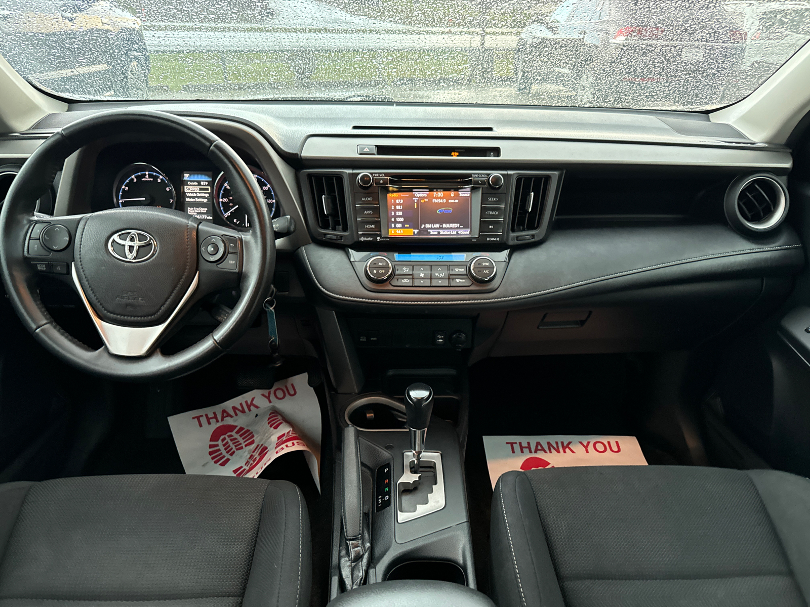 2016 Toyota RAV4 XLE 24