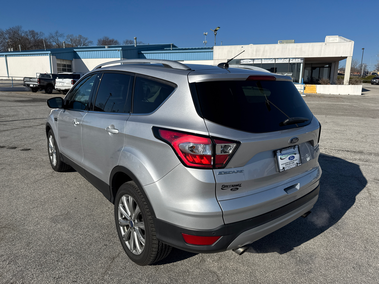 2017 Ford Escape Titanium 26