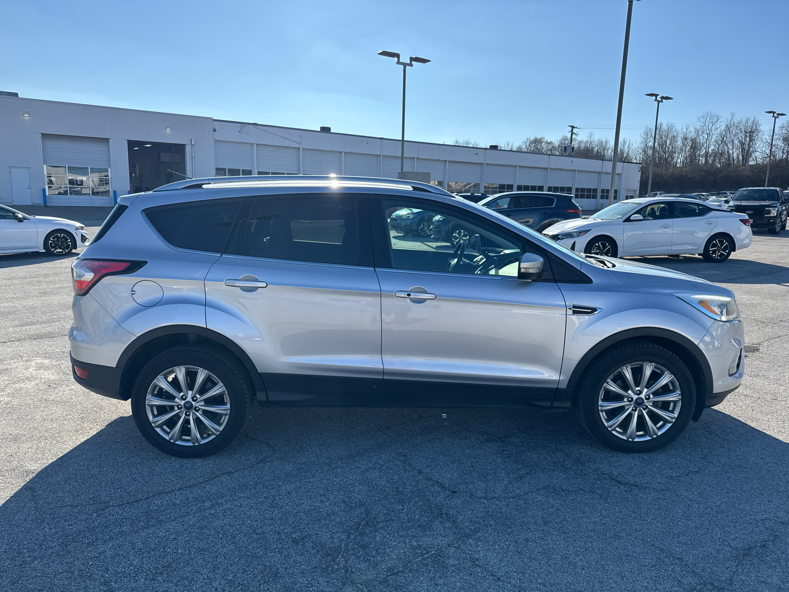 2017 Ford Escape Titanium 29