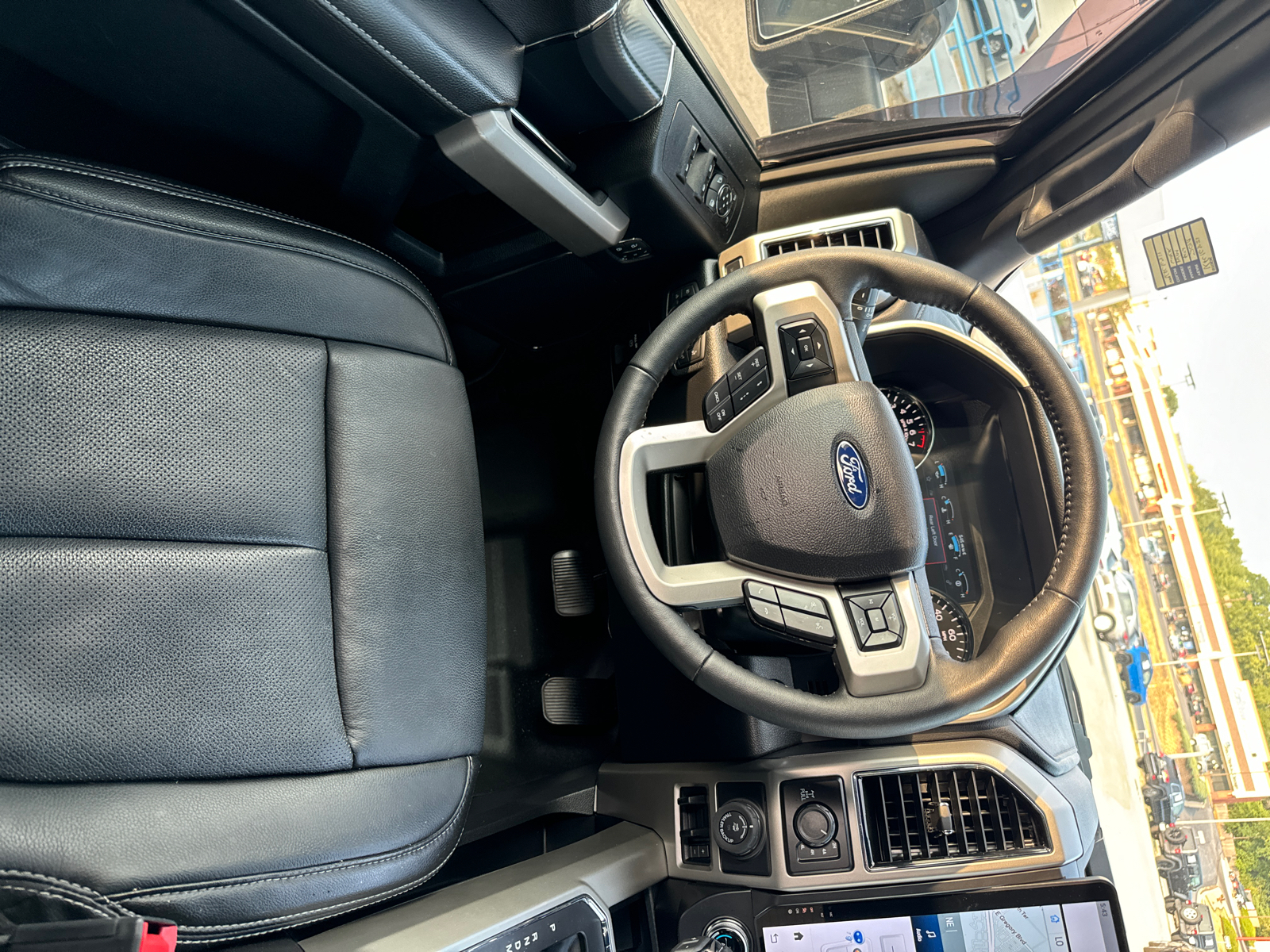 2019 Ford F-150 LARIAT 24