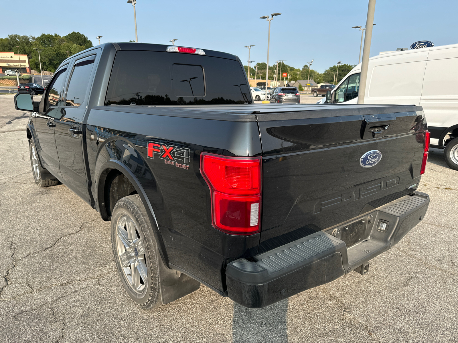 2019 Ford F-150 LARIAT 28