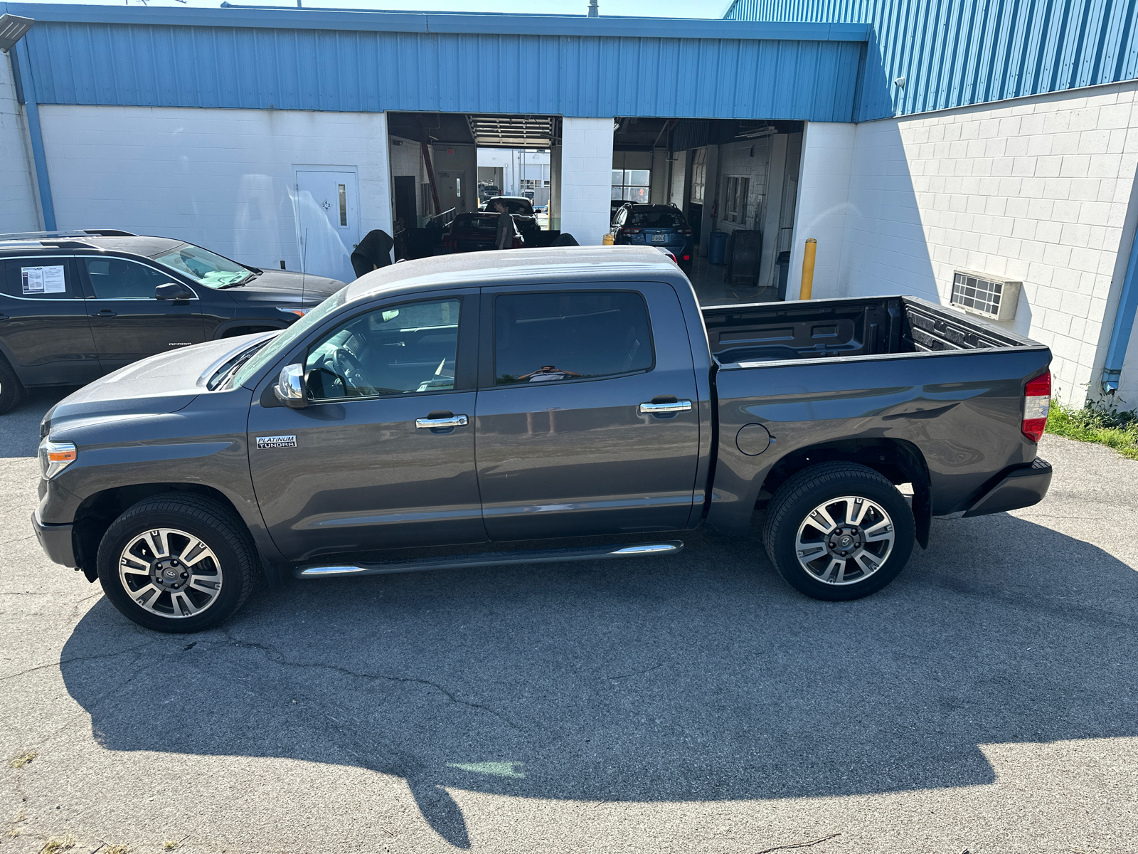 2019 Toyota Tundra 4WD Platinum 4