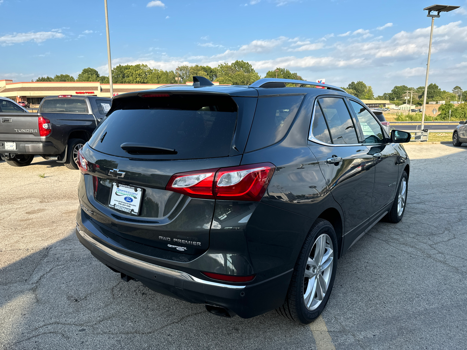 2020 Chevrolet Equinox Premier 32