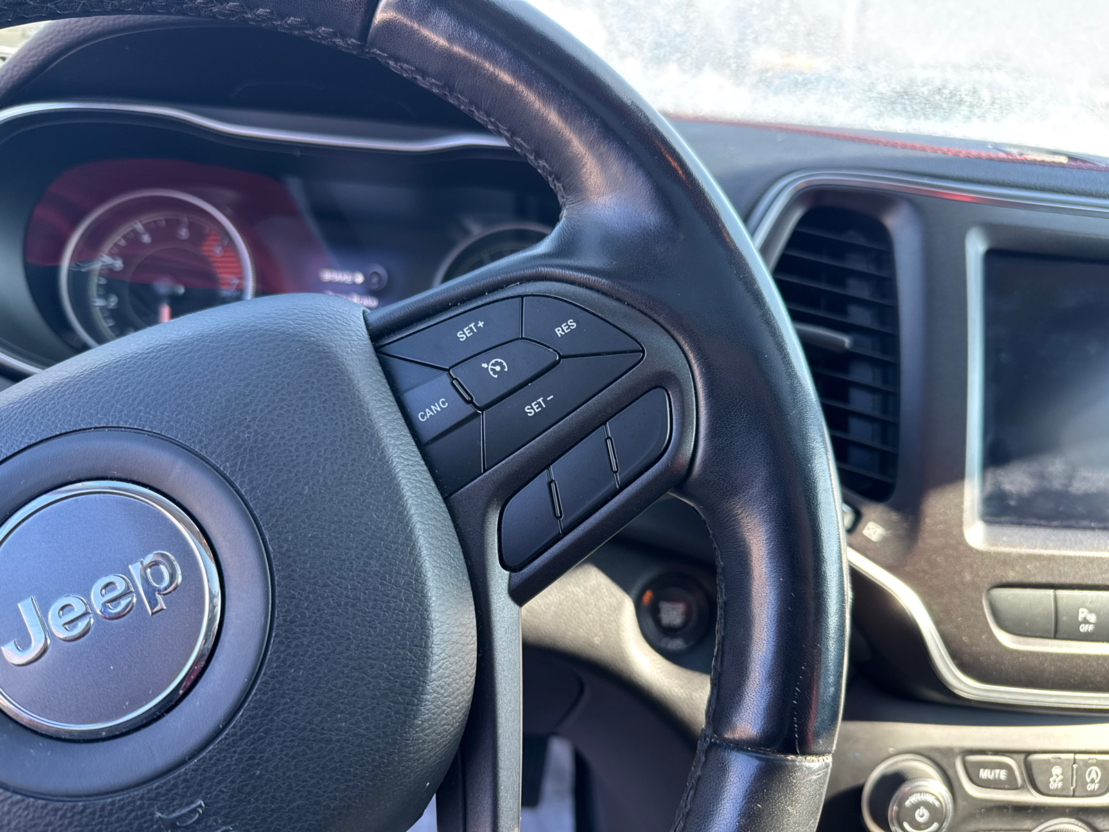 2020 Jeep Cherokee Trailhawk 10