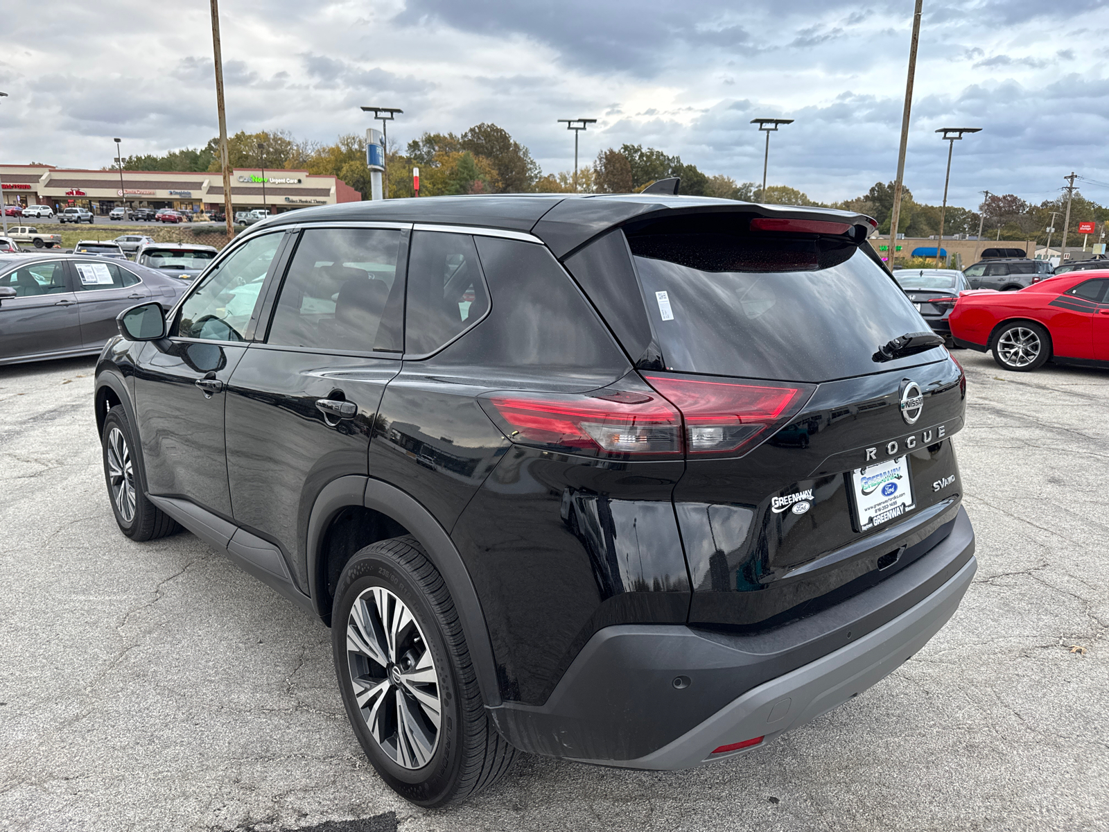 2021 Nissan Rogue SV 26