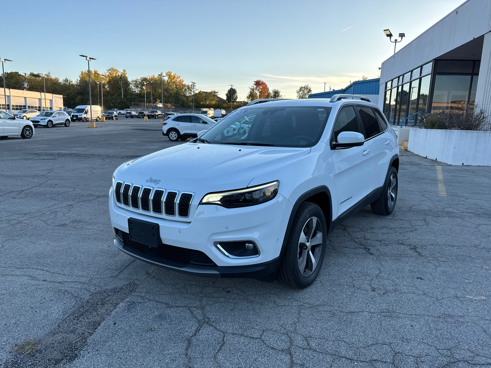 2021 Jeep Cherokee Limited 3