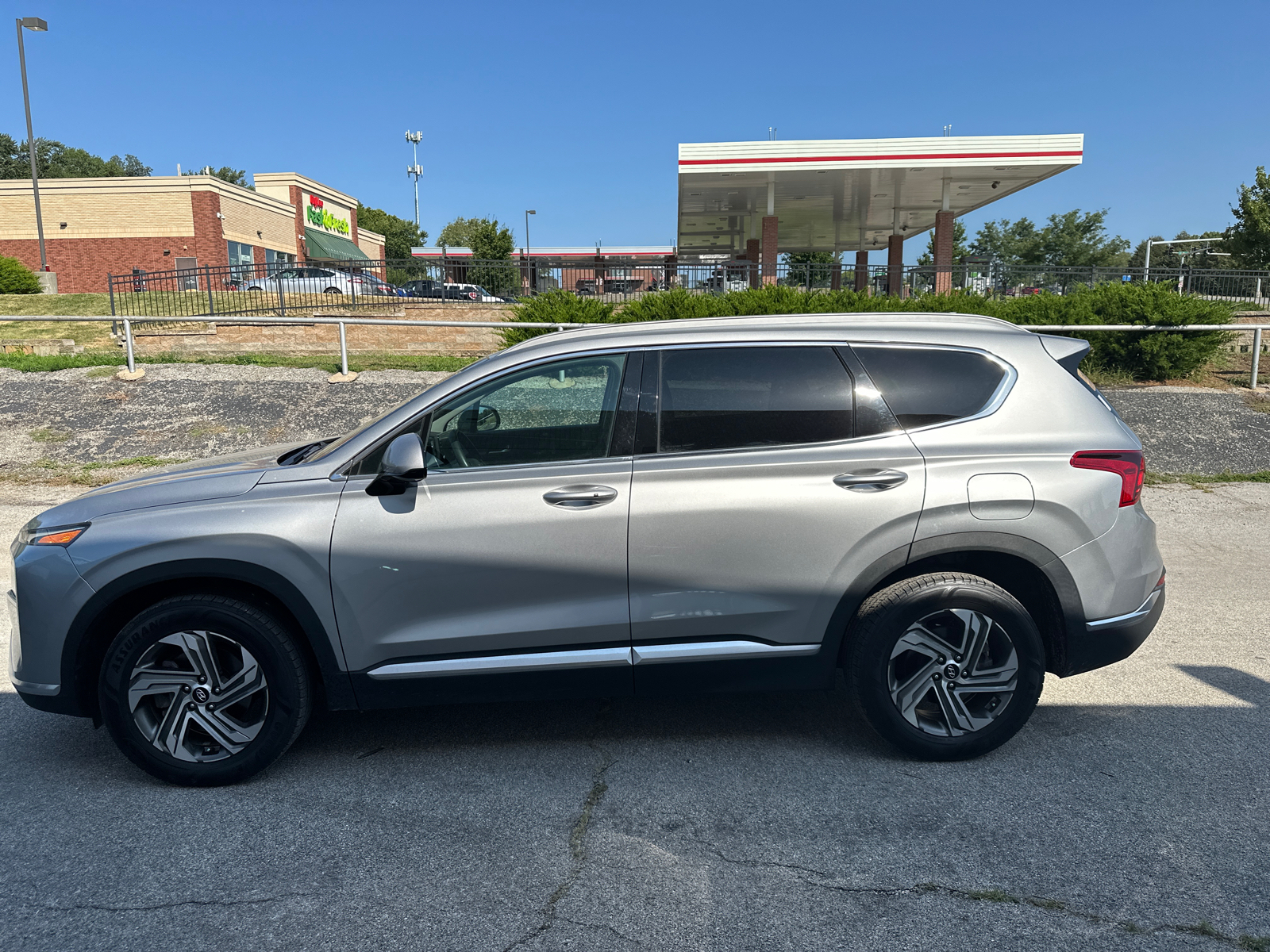 2021 Hyundai Santa Fe SEL 4