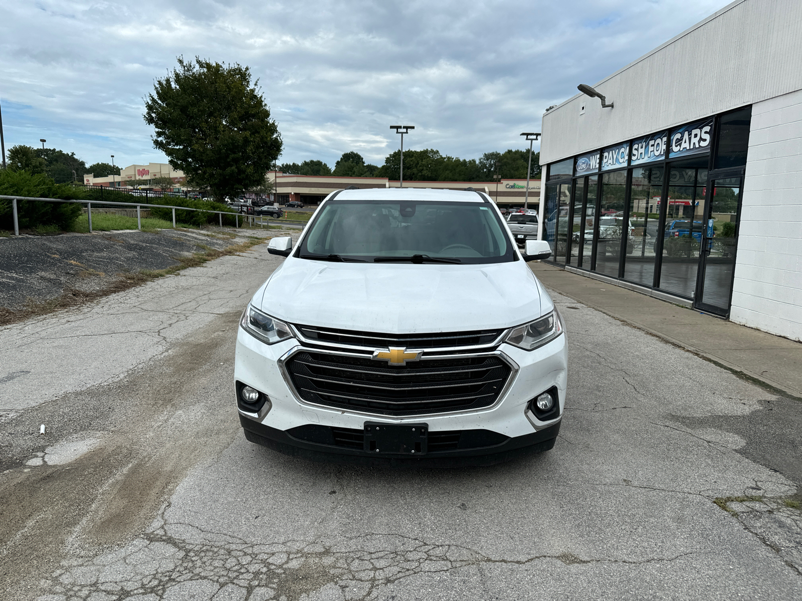 2021 Chevrolet Traverse LT Cloth 2