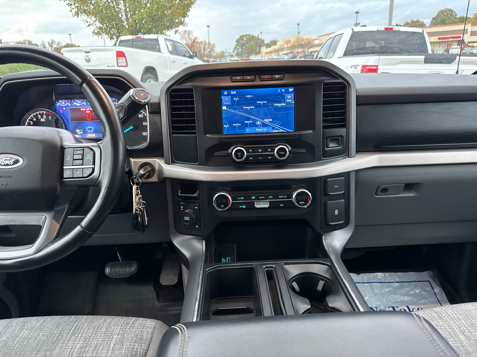 2021 Ford F-150 XLT 25