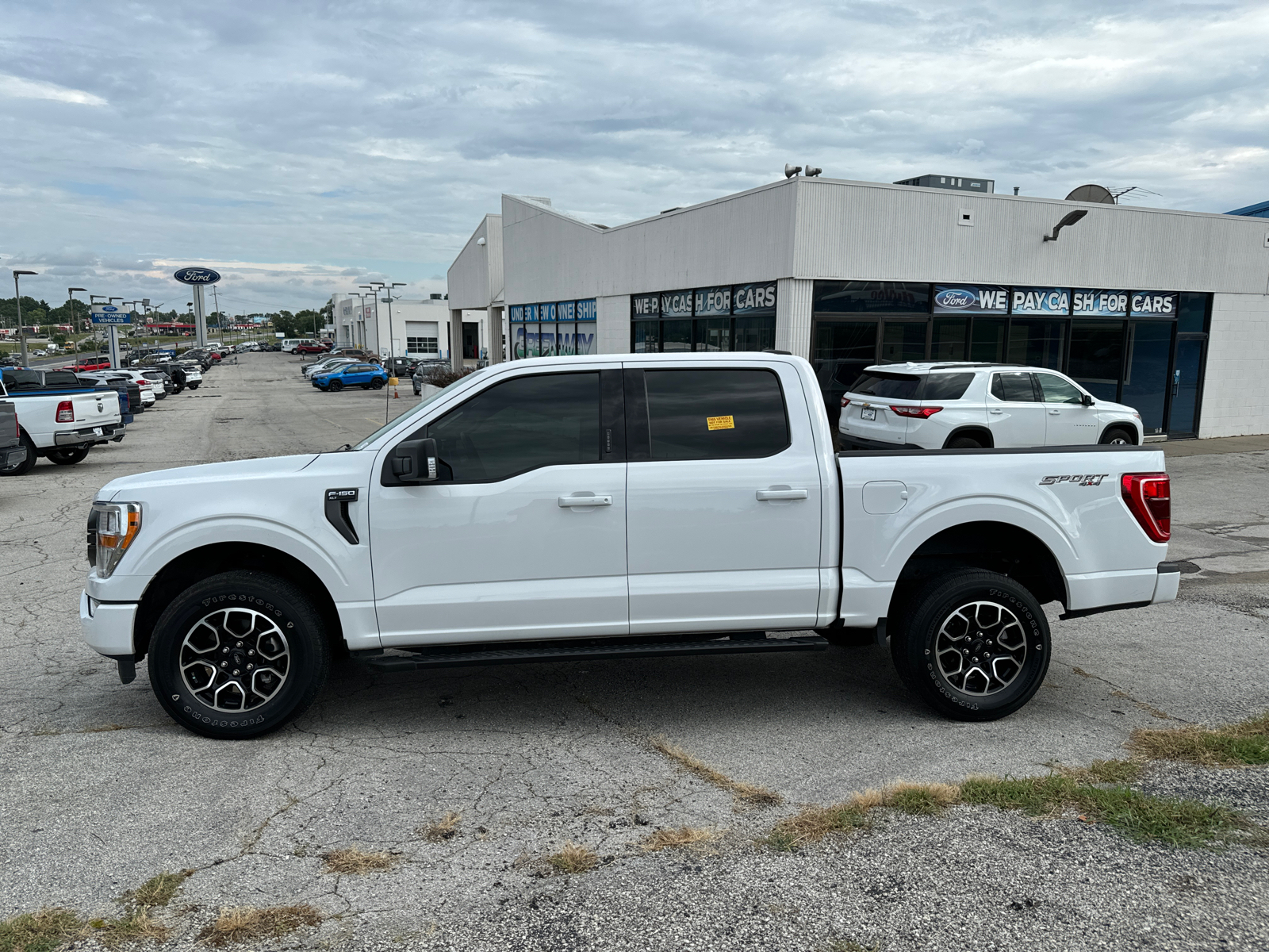 2021 Ford F-150 XLT 4