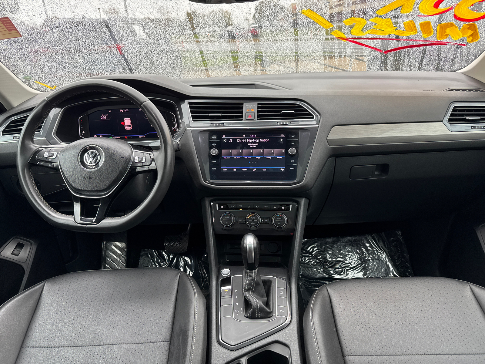 2021 Volkswagen Tiguan 2.0T SEL 23